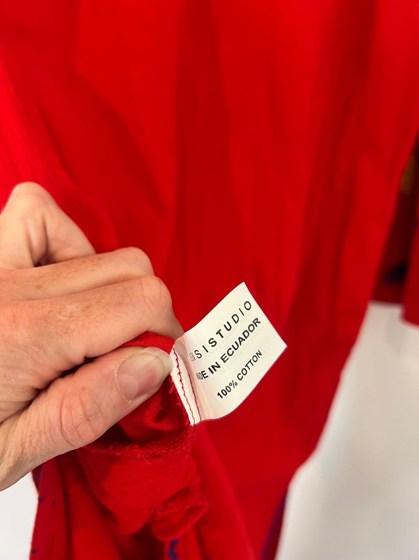 SENSISTUDIO.Vestido largo bordado rojo T.s