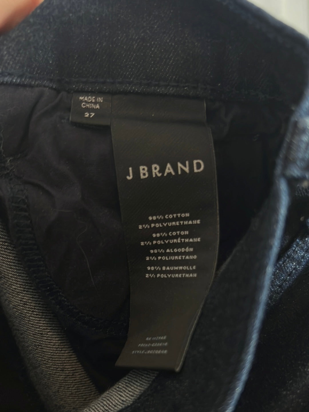 J BRAND. Denim oscuro cropped volante. T 27(36)