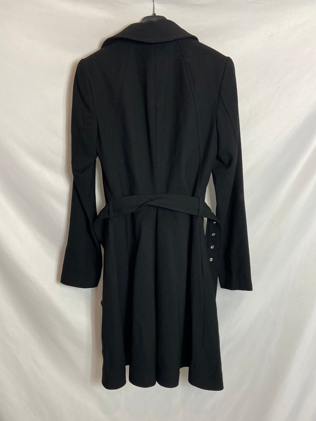 CLOTHES. Abrigo negro textura. T 36