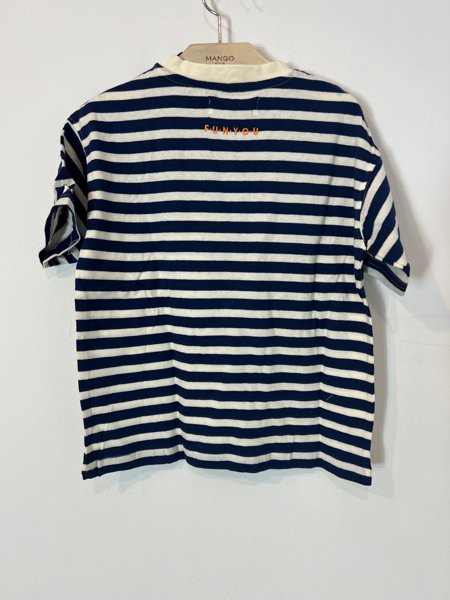 ZARA. Camiseta azul rayas. T 6 años