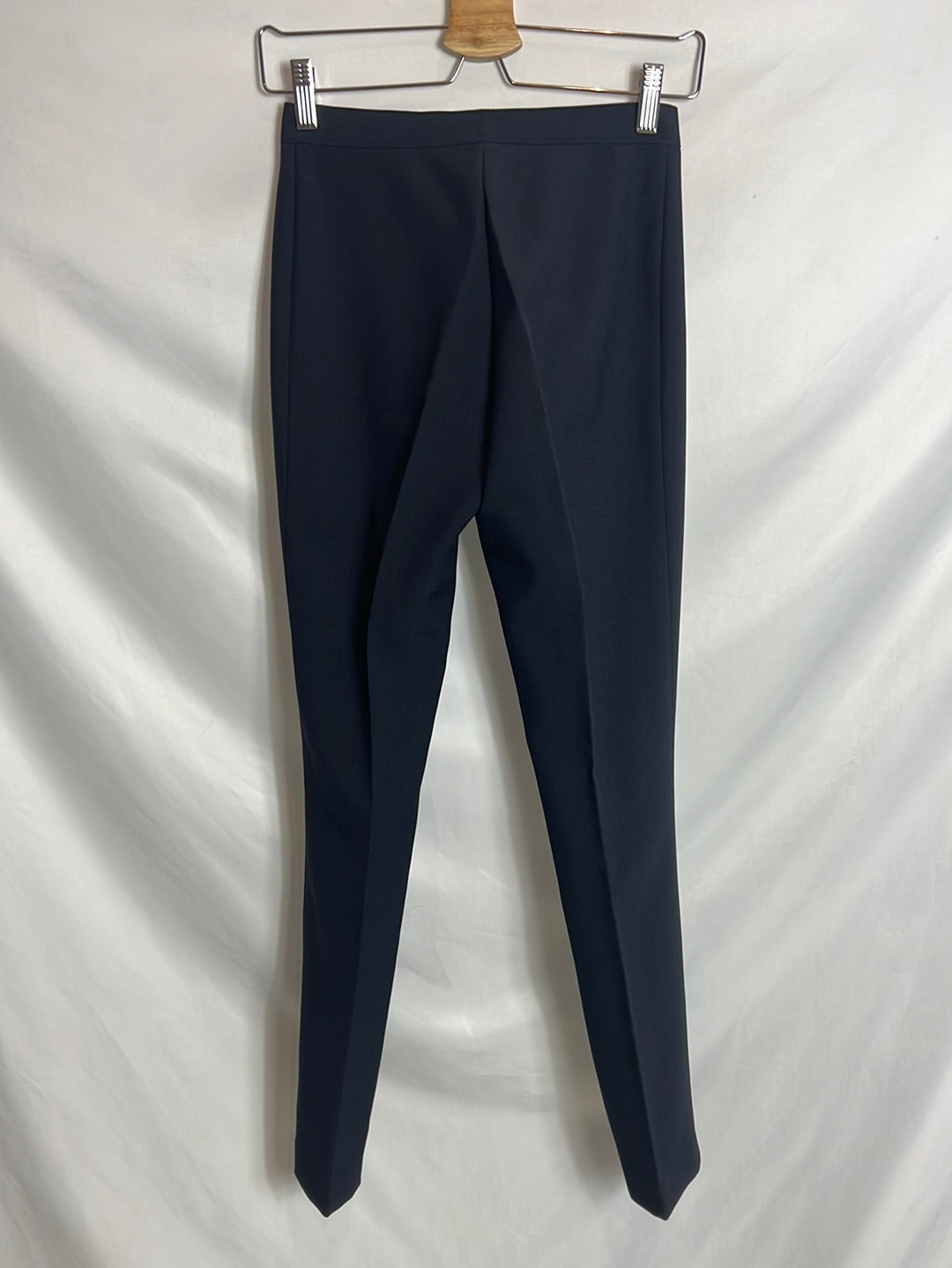 OTRAS. Total look blazer y pantalón pinzas azul. T 36