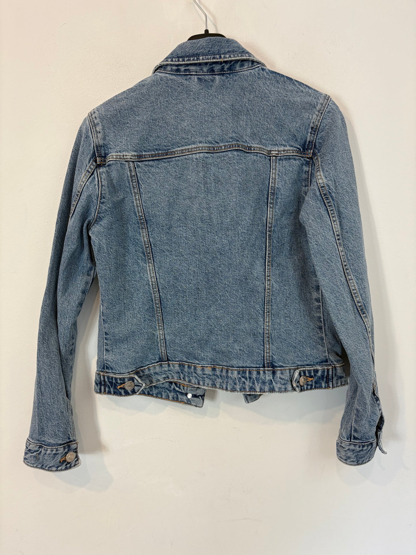 ZARA. Cazadora denim