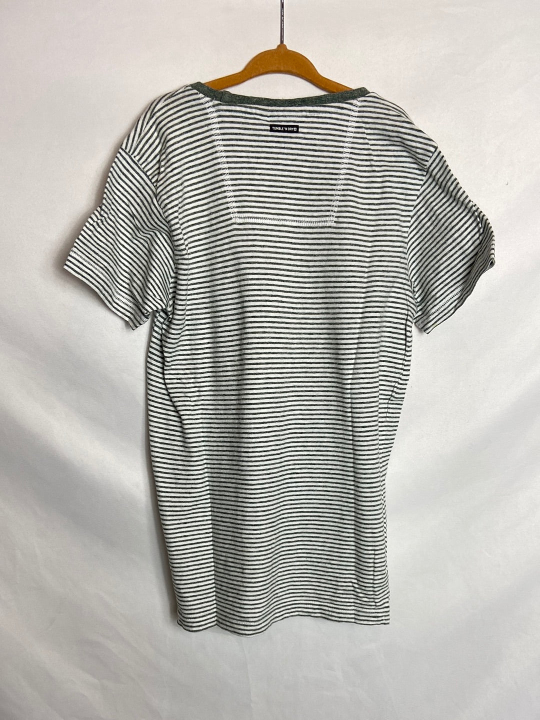 TUMBLE 'N DRY. Striped pattern T-shirt. Ages 8-10.