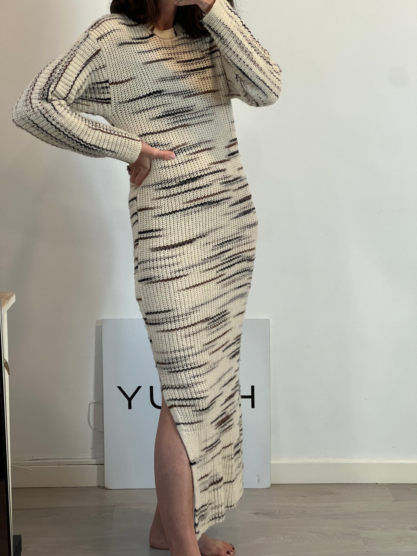 MASSIMO DUTTI. Short green skirt with pocket T.xs