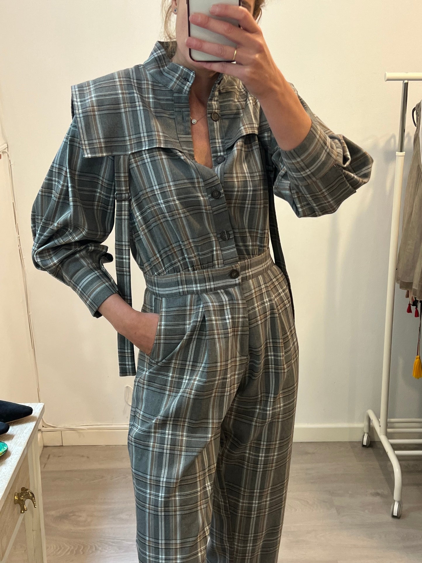 IQ. Mono largo cuadros gris T.s