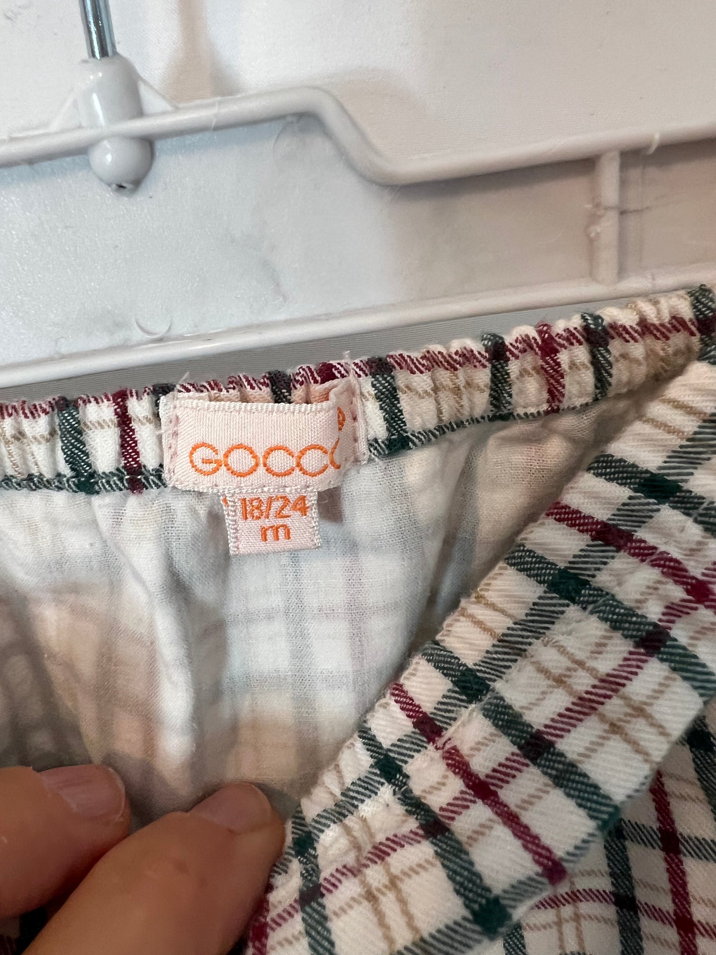 GOCCO. Vestido cuadros botones lateral. T 18-24 meses