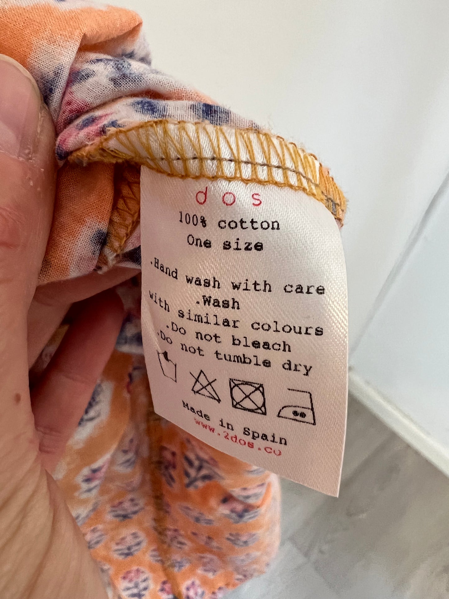 DOS. Vestido naranja estampado Tu(M)