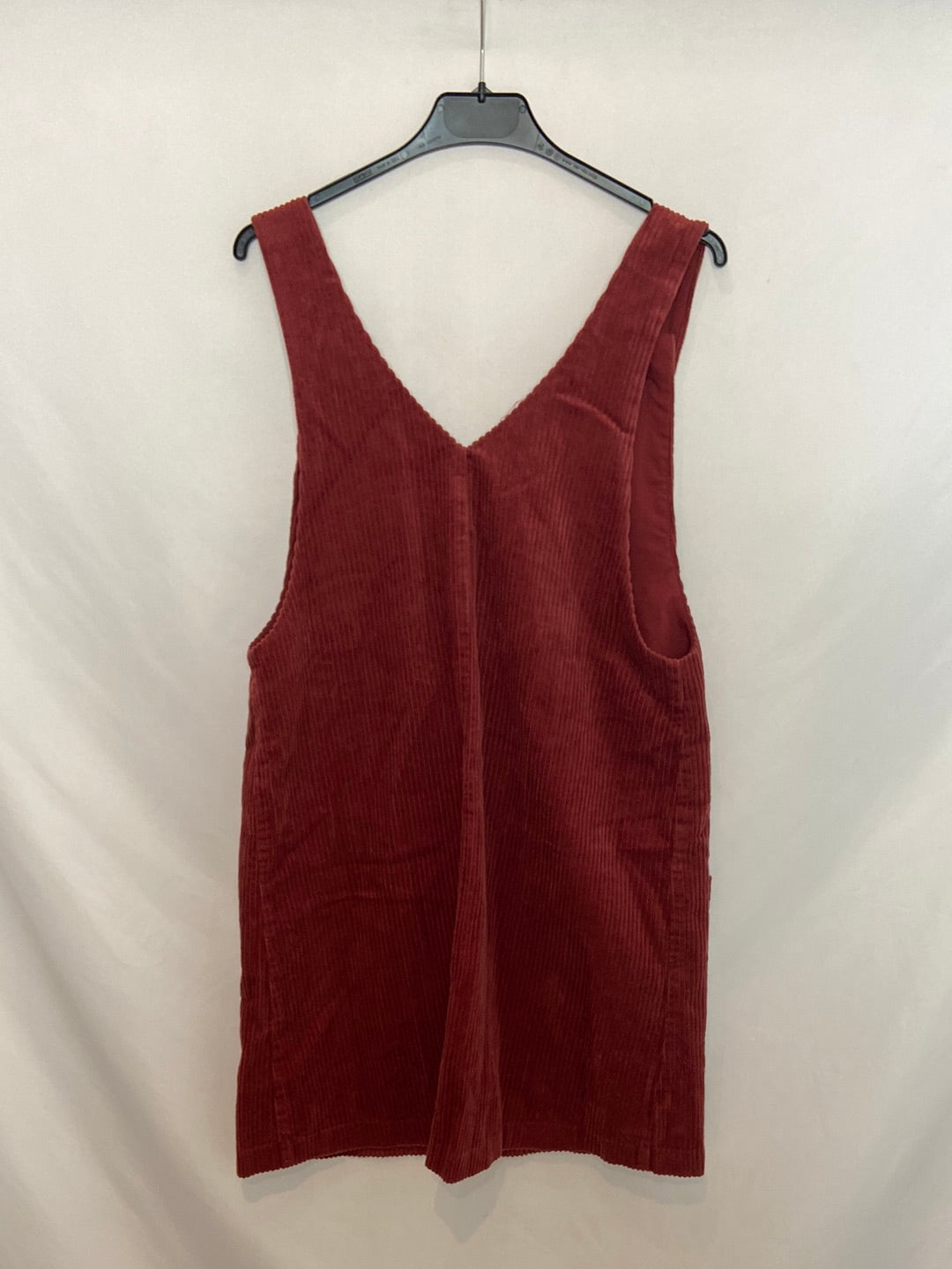 MANGO. Vestido pana burdeos T.m