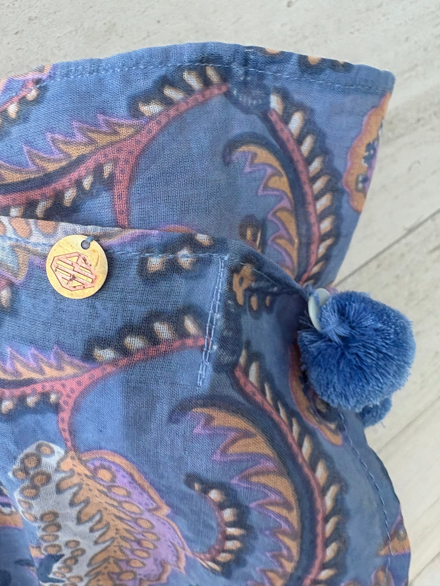 ANTIK BATIK. Pañuelo/ pareo estampado azules