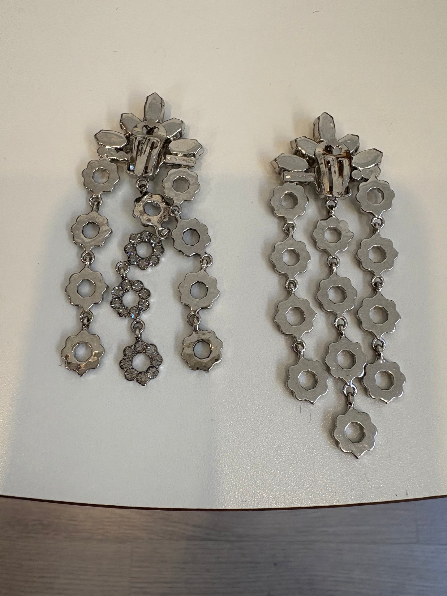 ETRO. Pendientes pedrería