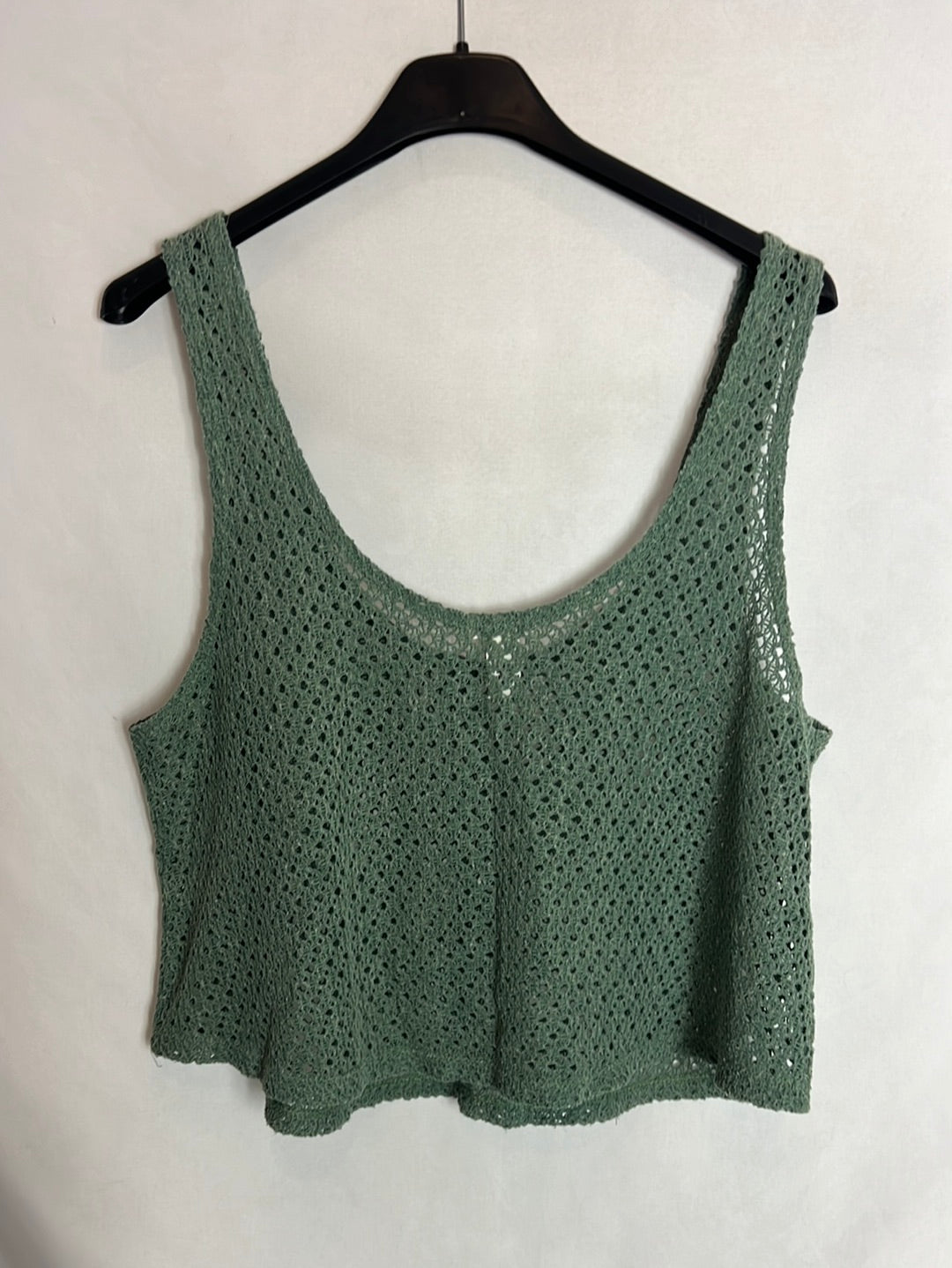FOREVER 21. Top verde calado. T S