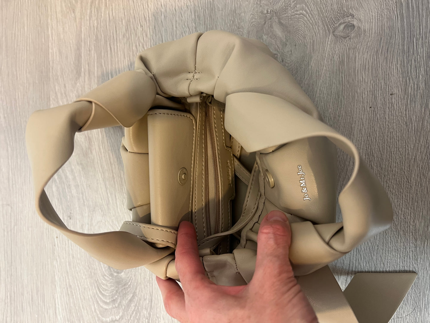 JO & MR.JOE. Bolso mini beige doble asa