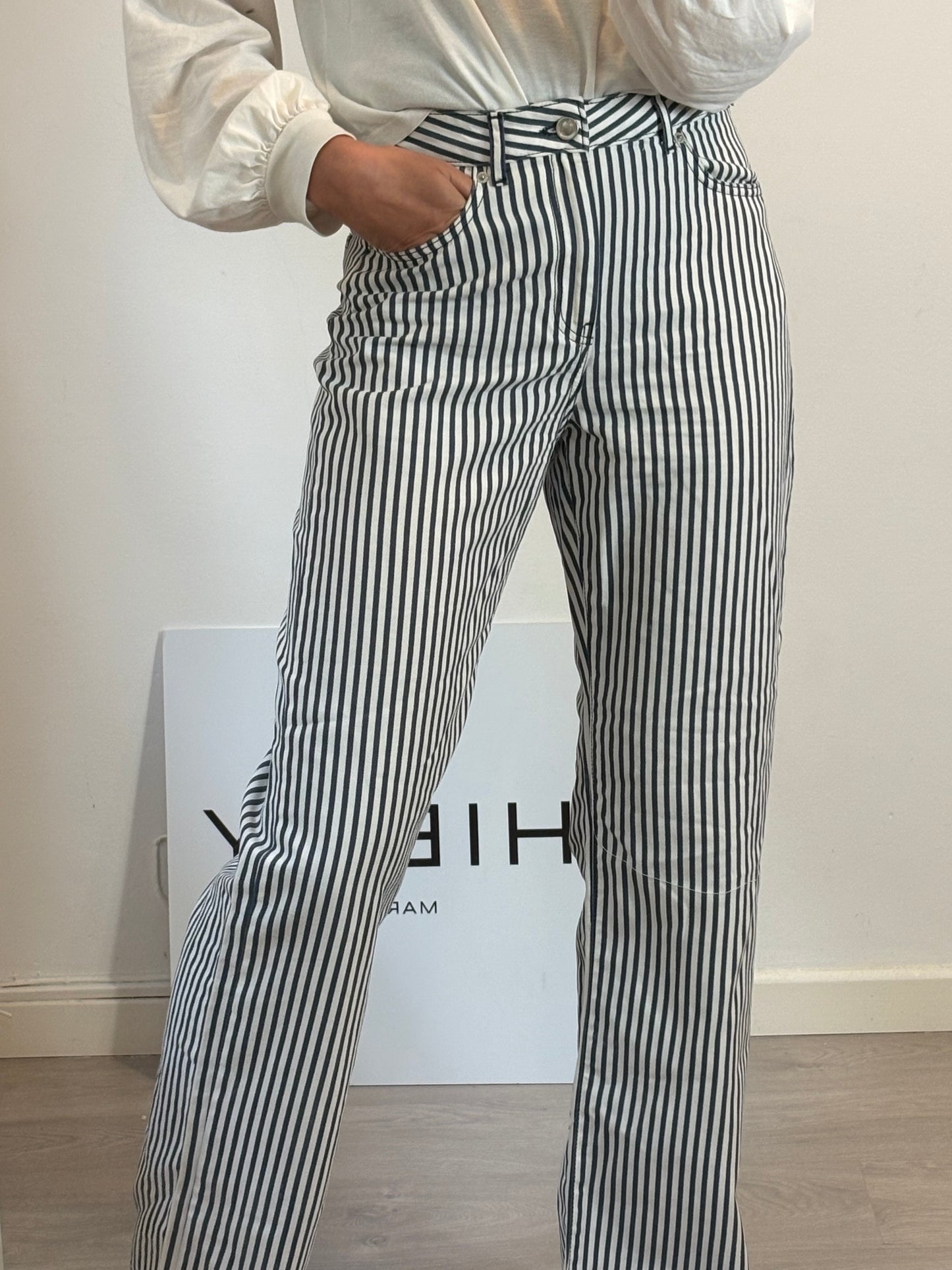 ZARA. Pantalón rayas algodón. T 36