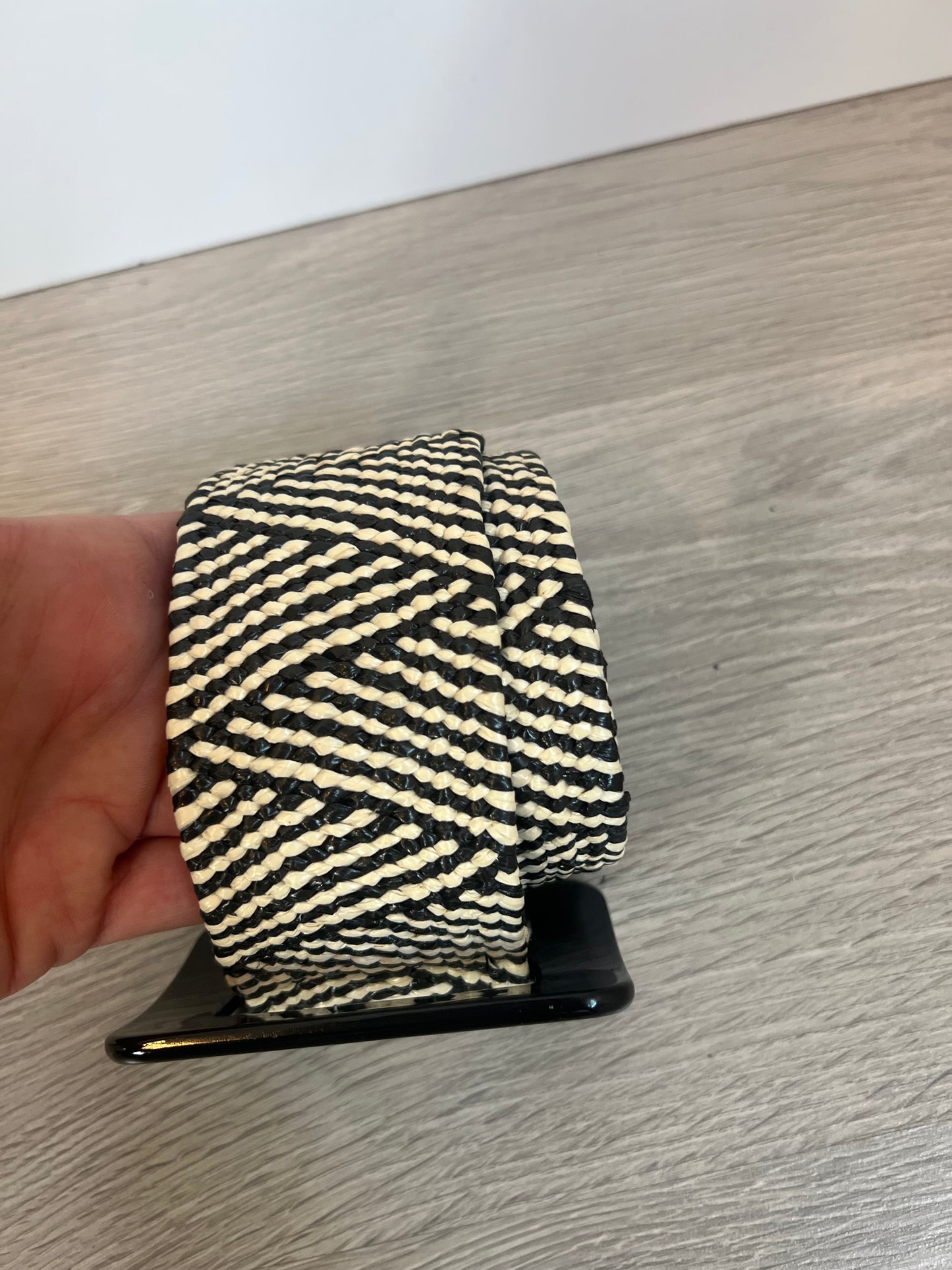 OTRAS. Cinturón bicolor elástico