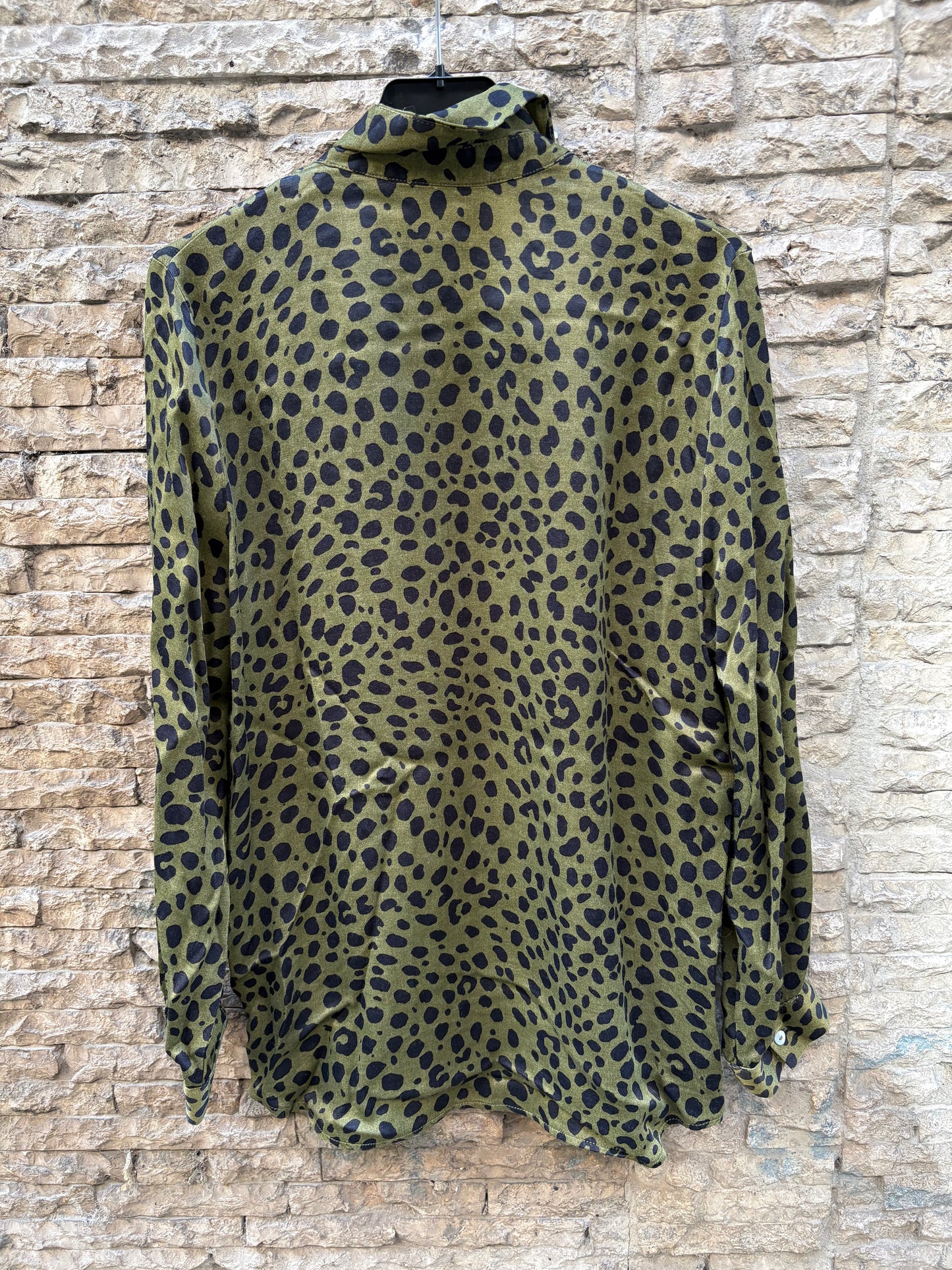 ZARA. Total look verde fluido. T XS/S