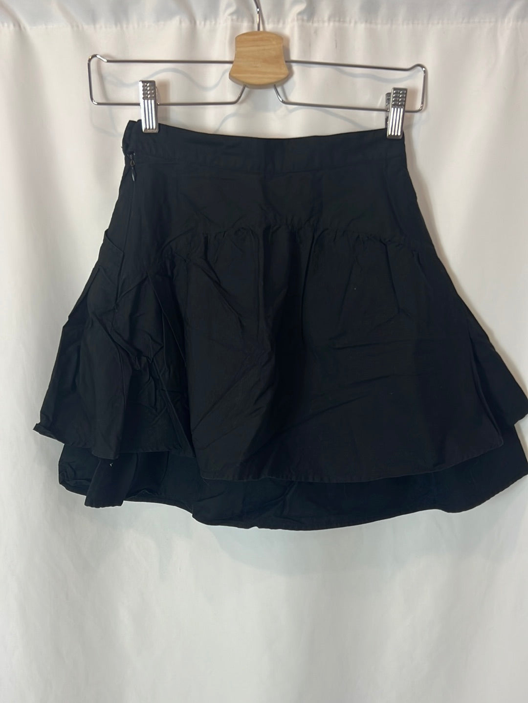 ZARA. Black flounced skirt T.xs