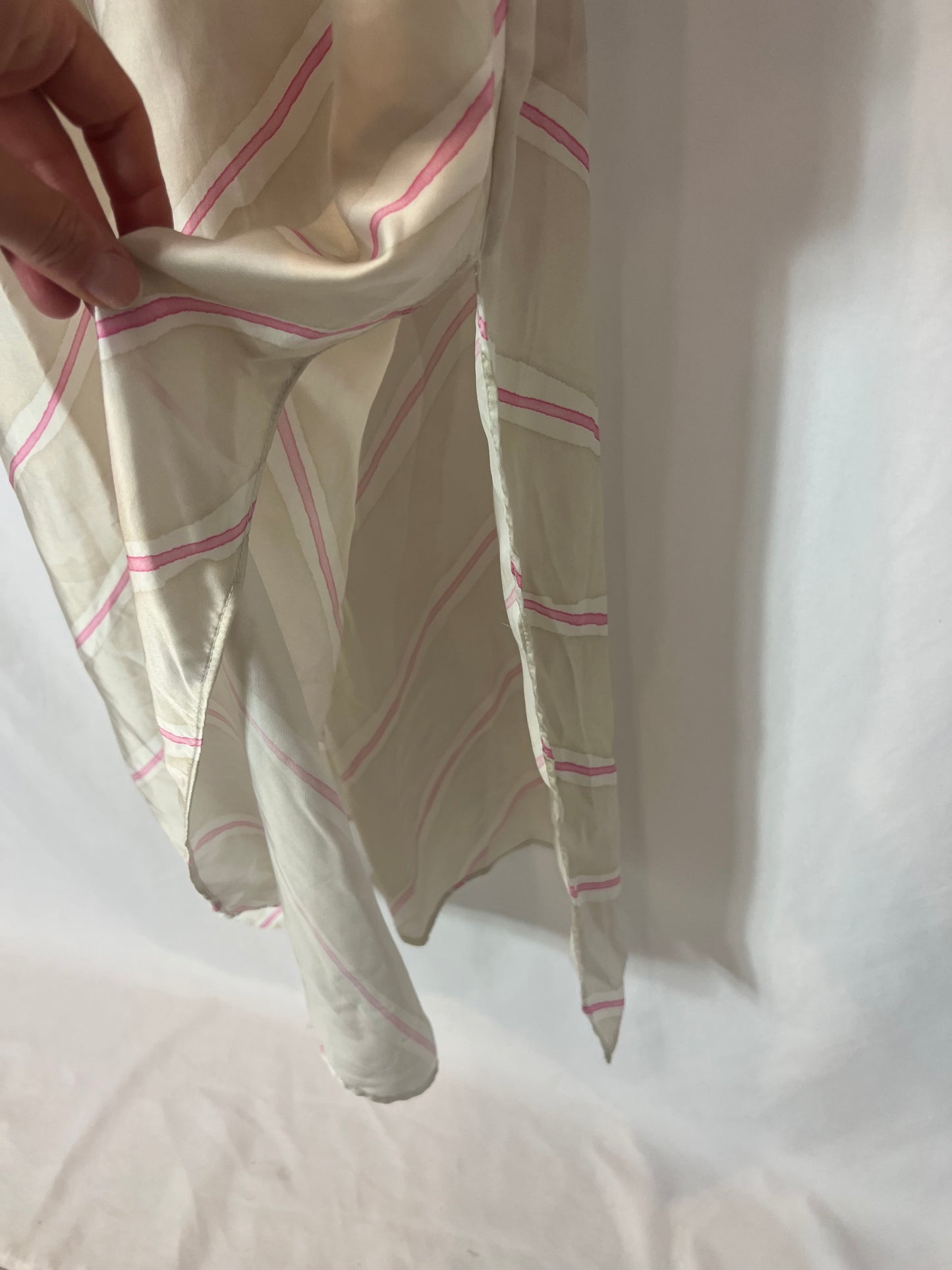 ZARA. Long satin dress with slits. TS