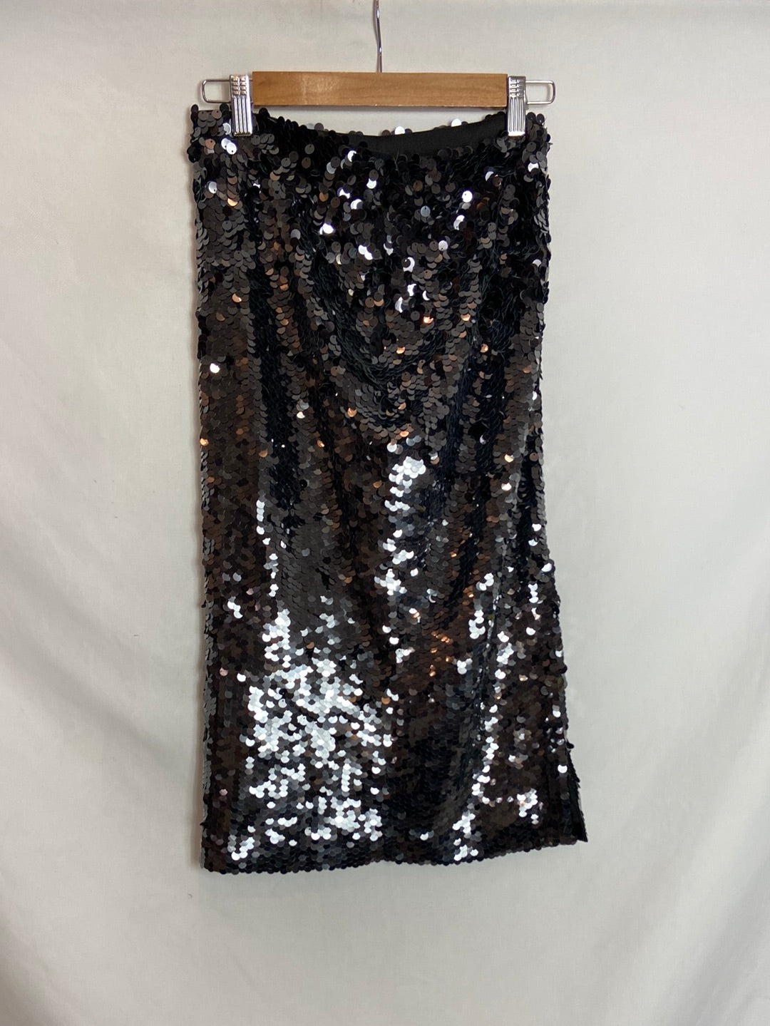 MARCIANO. Falda midi negra lentejuelas T.S