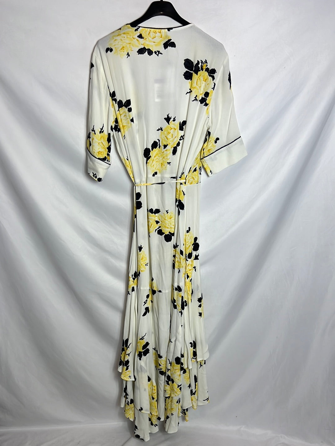 GANNI. Long wrap dress with ruffles. Size 40