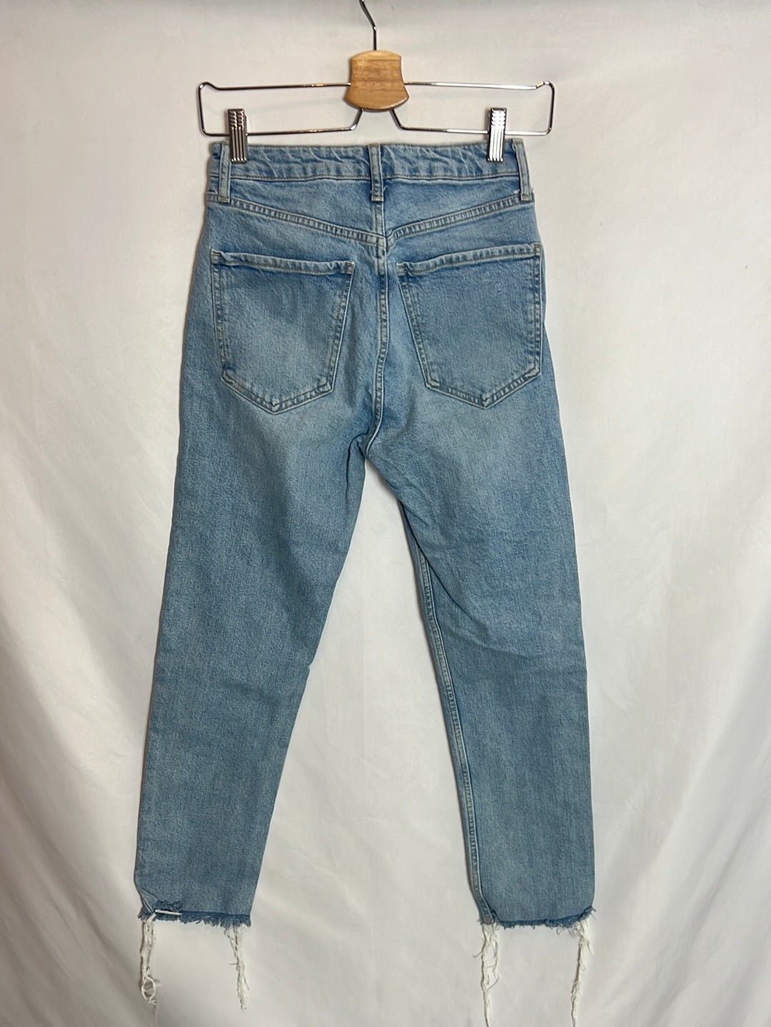 ZARA. Frayed denim trousers, size 36