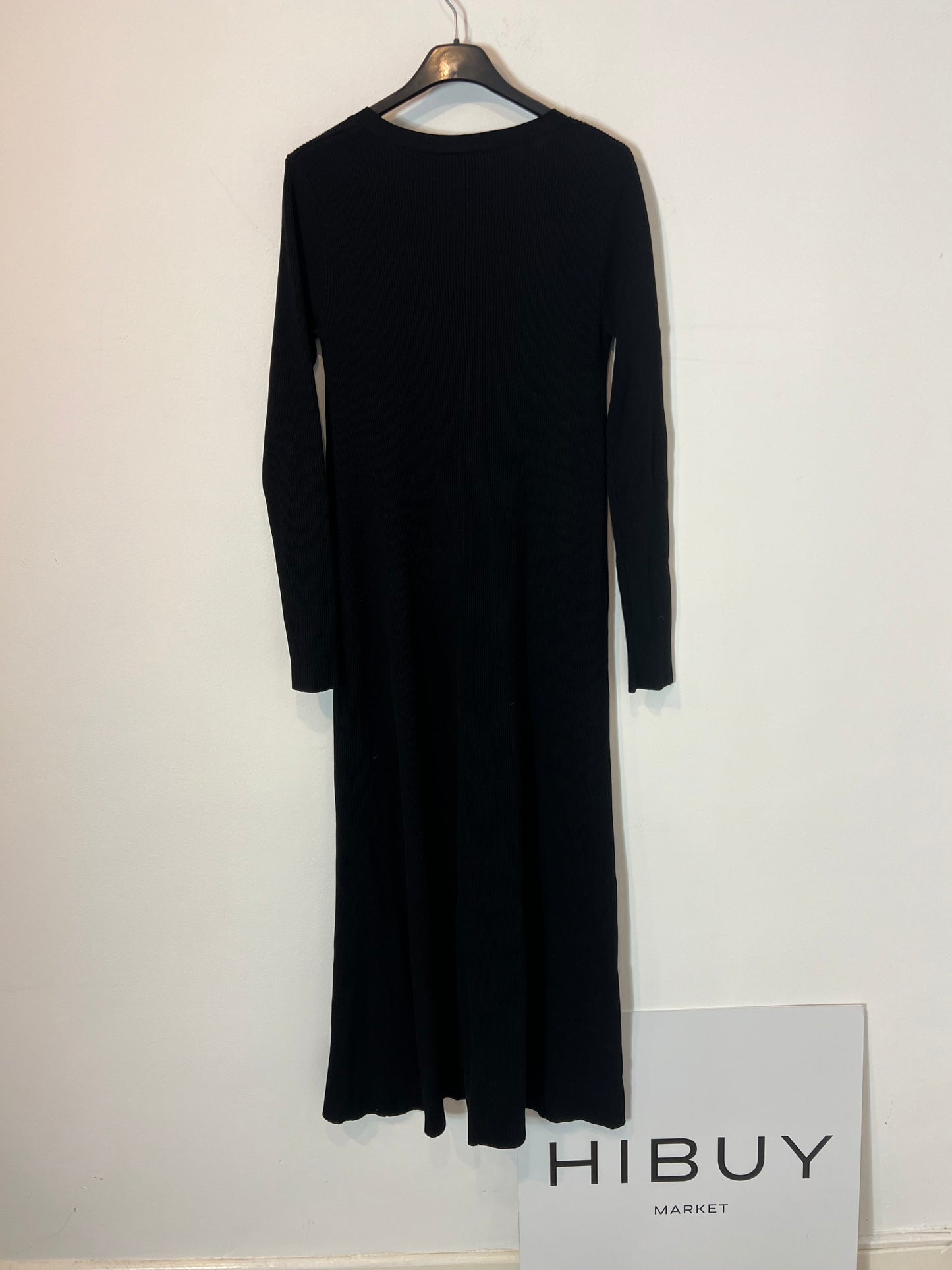 ZARA. Vestido largo canalé botones dorados. T S