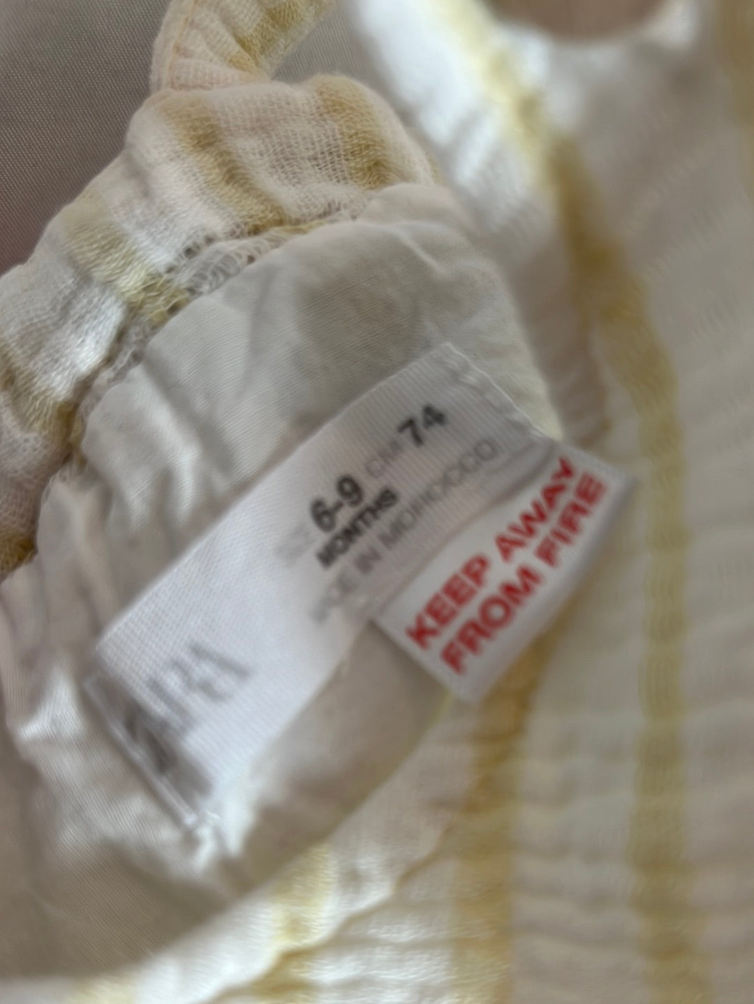 ZARA. Ranita bebe rayas. T 6-9 meses