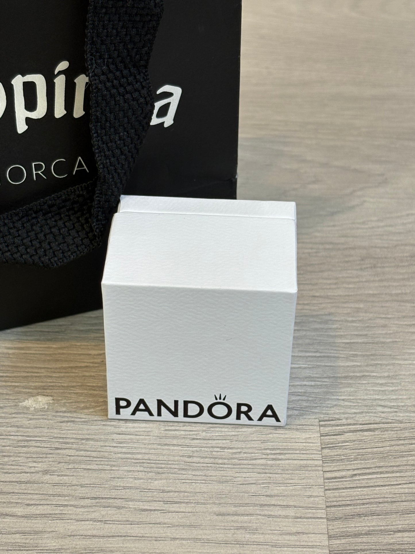PANDORA. Argollas mini