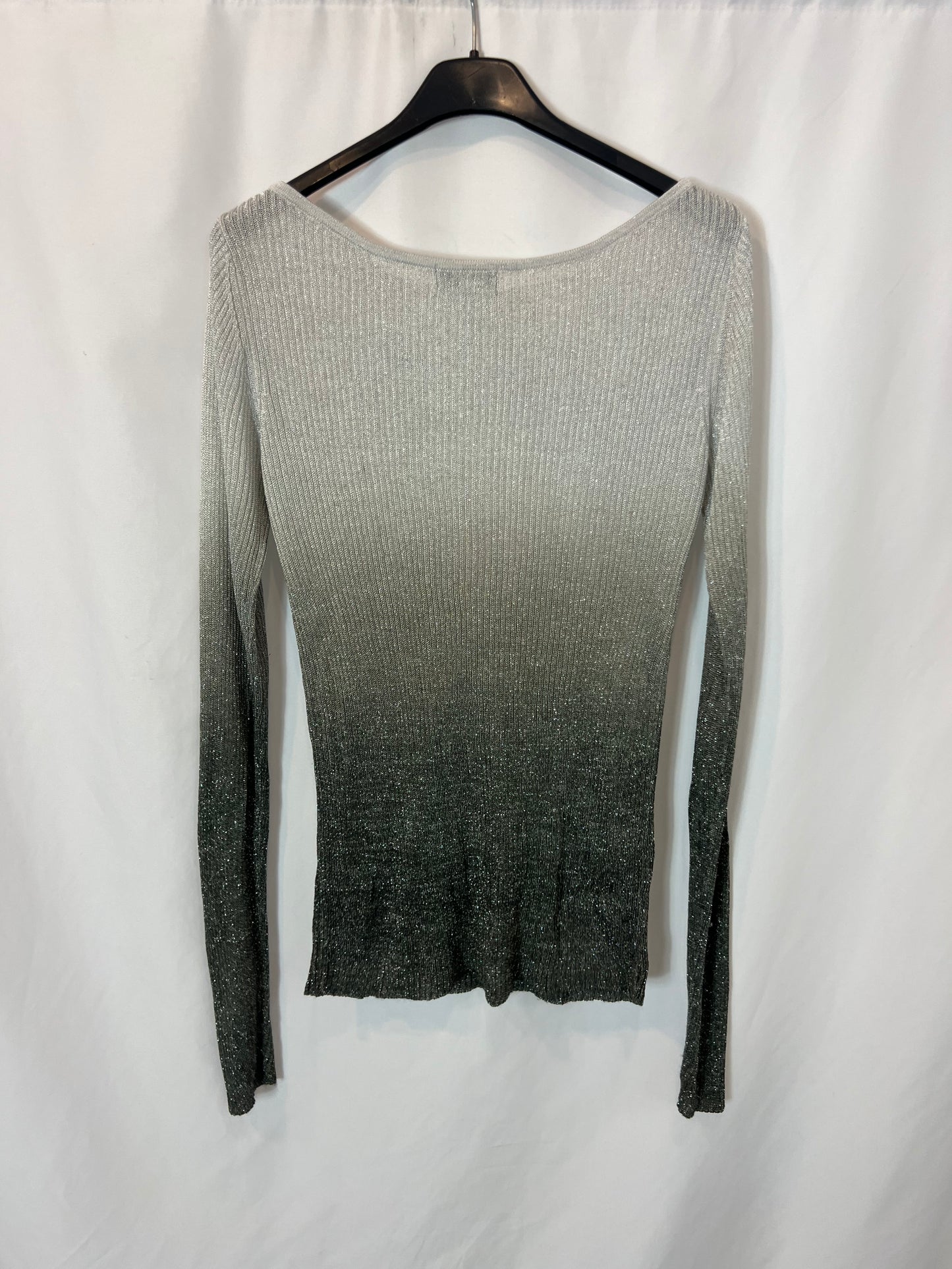 MANGO. Grey TL thread top