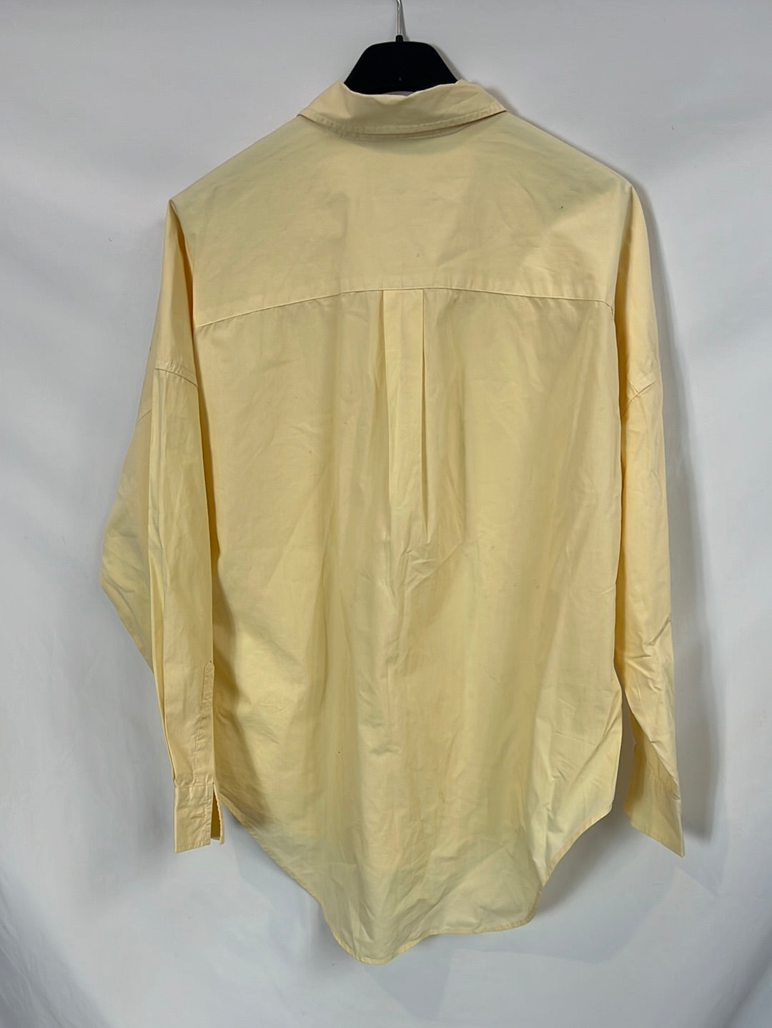 LMND. Camisa amarillo claro algodón. T S/M
