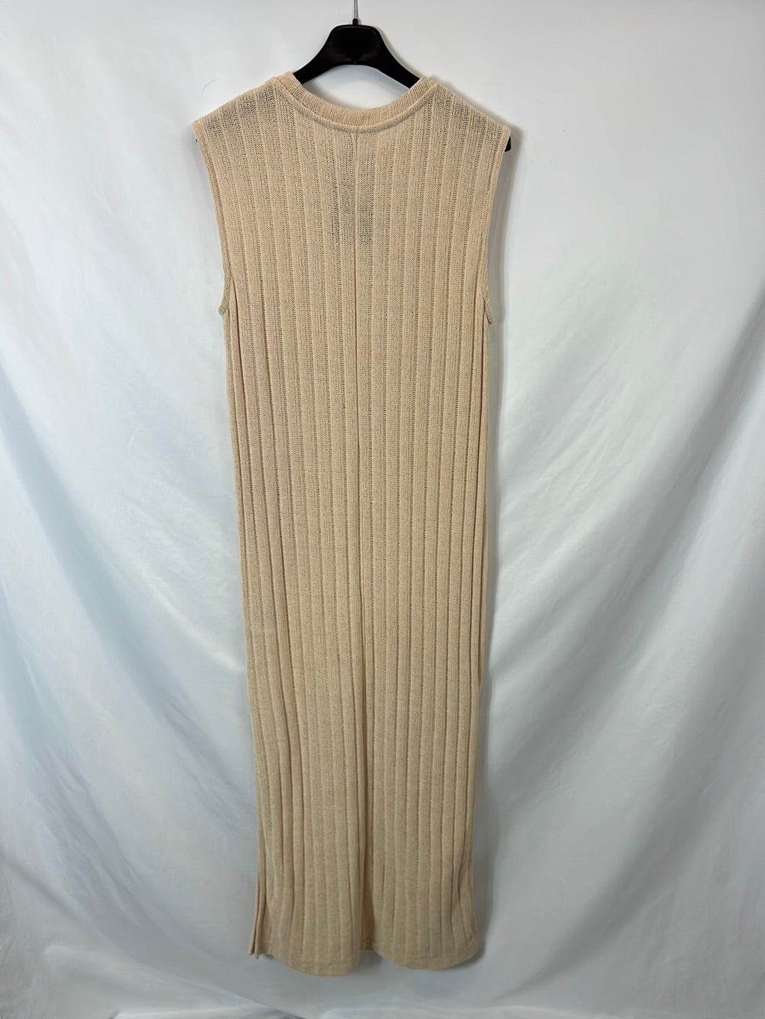 H&M. Vestido canalé beige largo. T S
