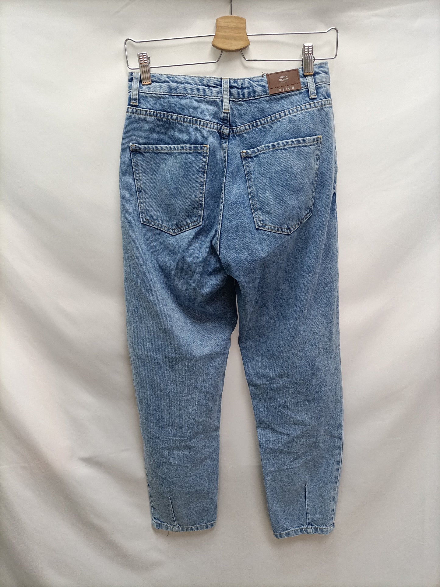 INSIDE. Pantalón slouchy rotos T.36