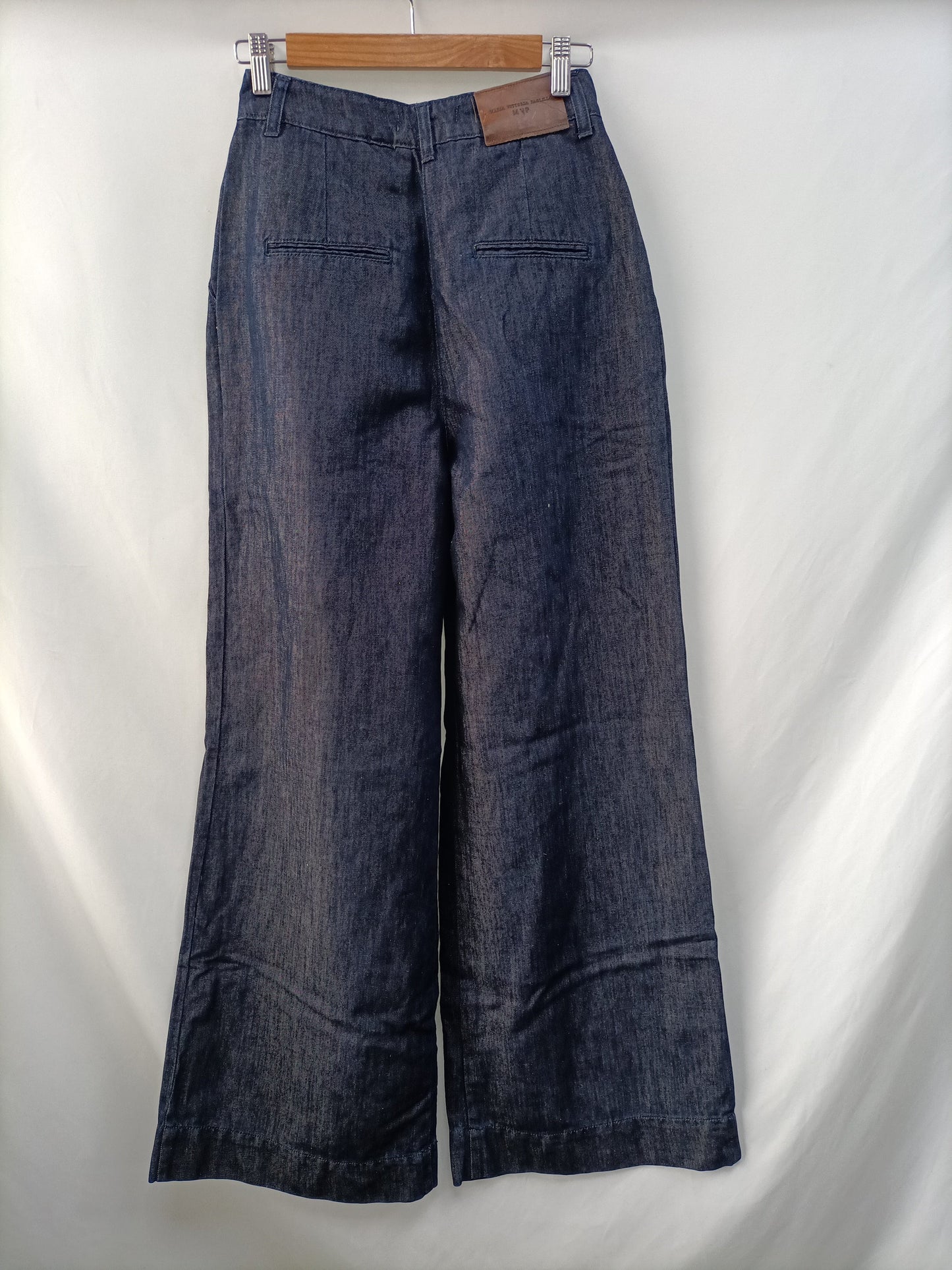 MVP WARDROBE. Pantalón denim ancho T.38