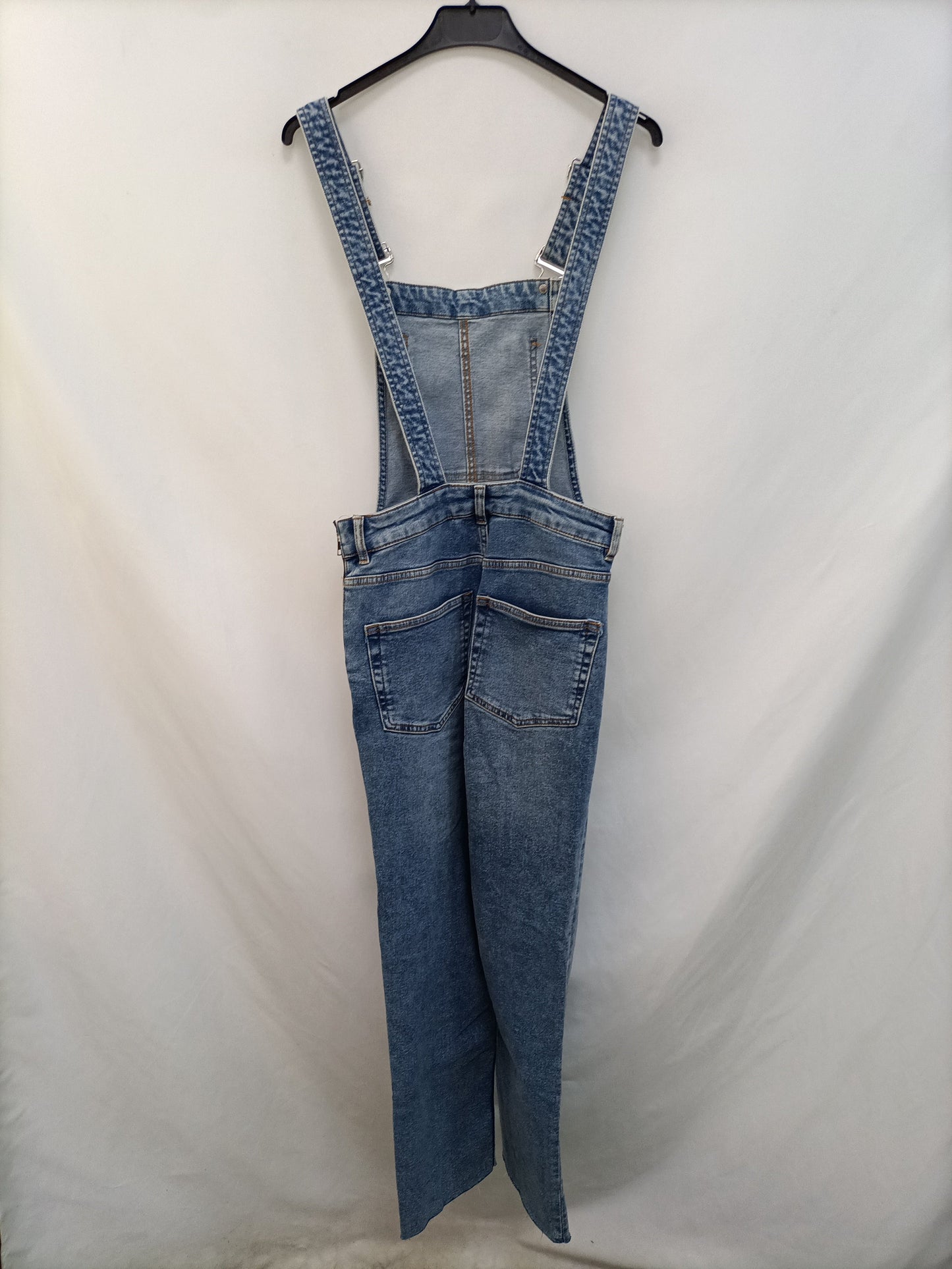 H&M. Peto vaquero recto T.36