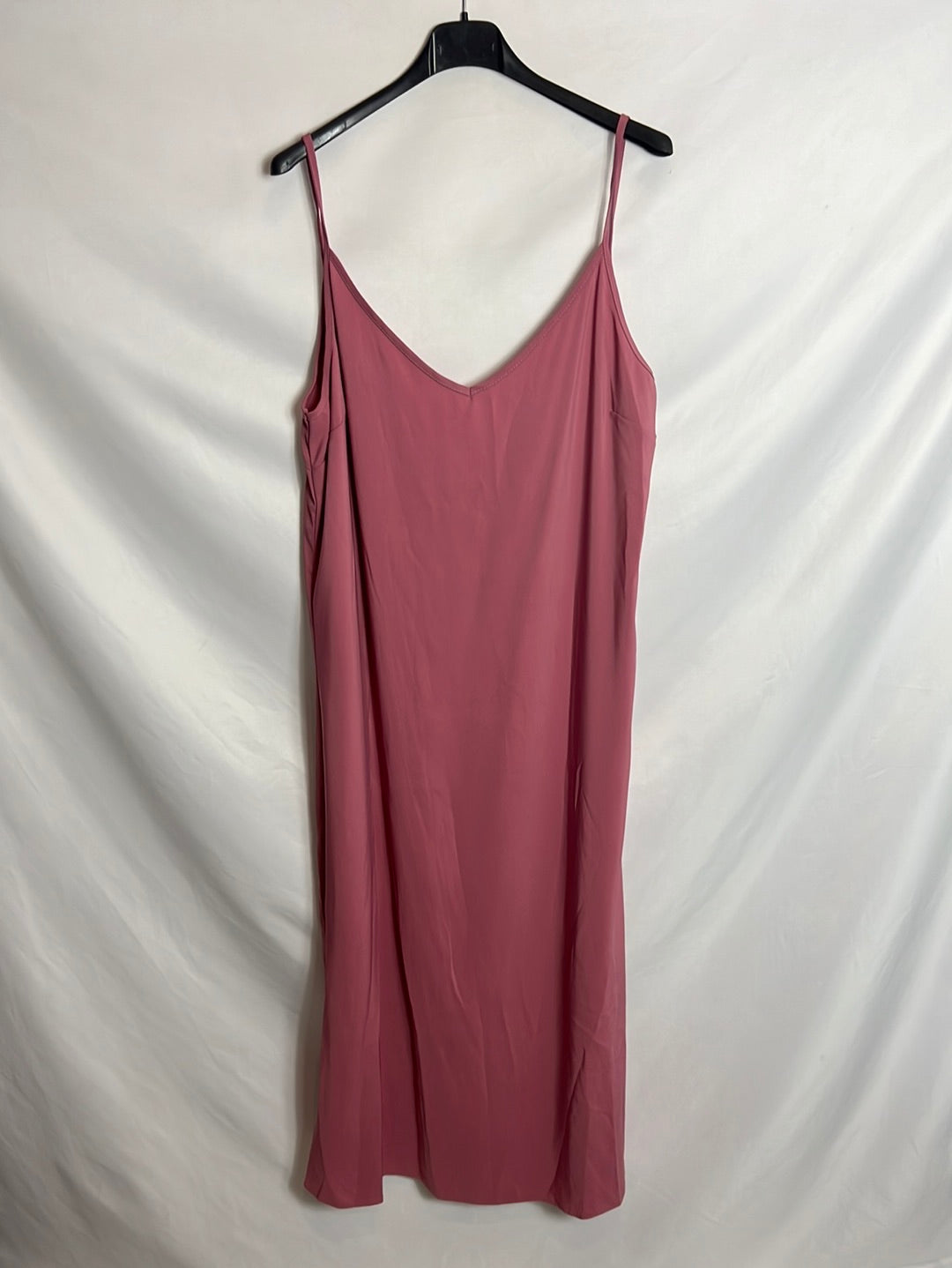 ASOS. Flowy pink midi dress. Size 42 – Hibuy market