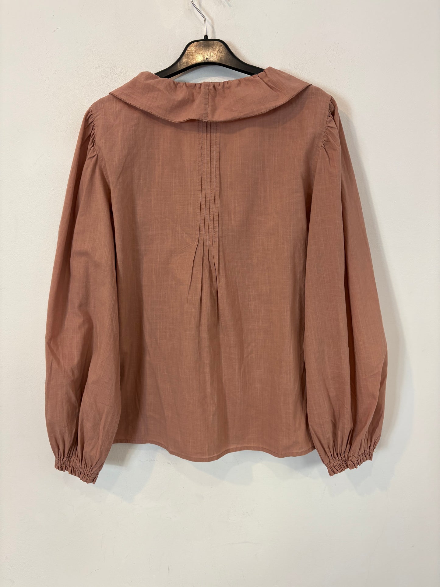 Blusa rosa claro volante