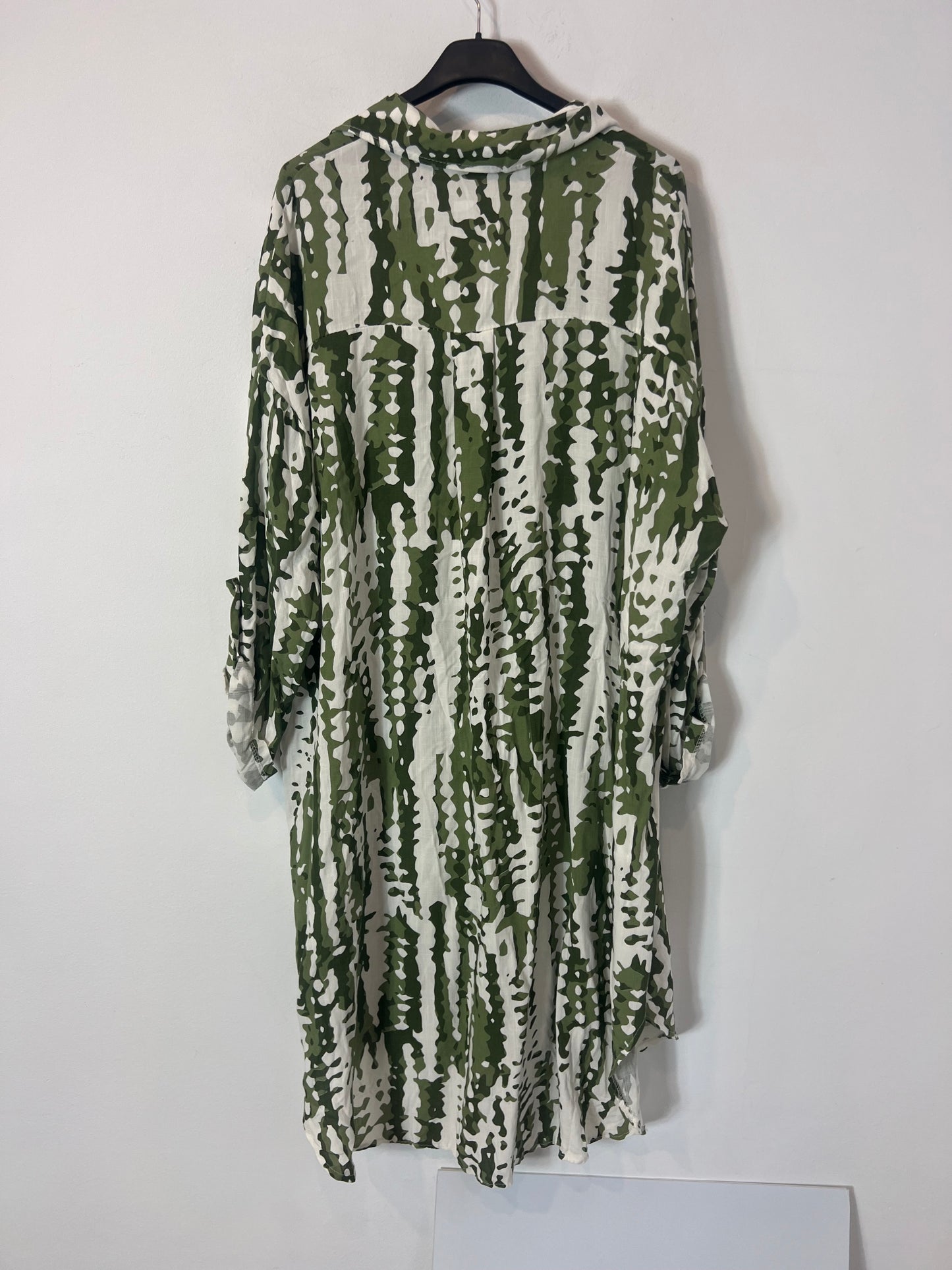 NOU. Green printed shirt dress. TM/L