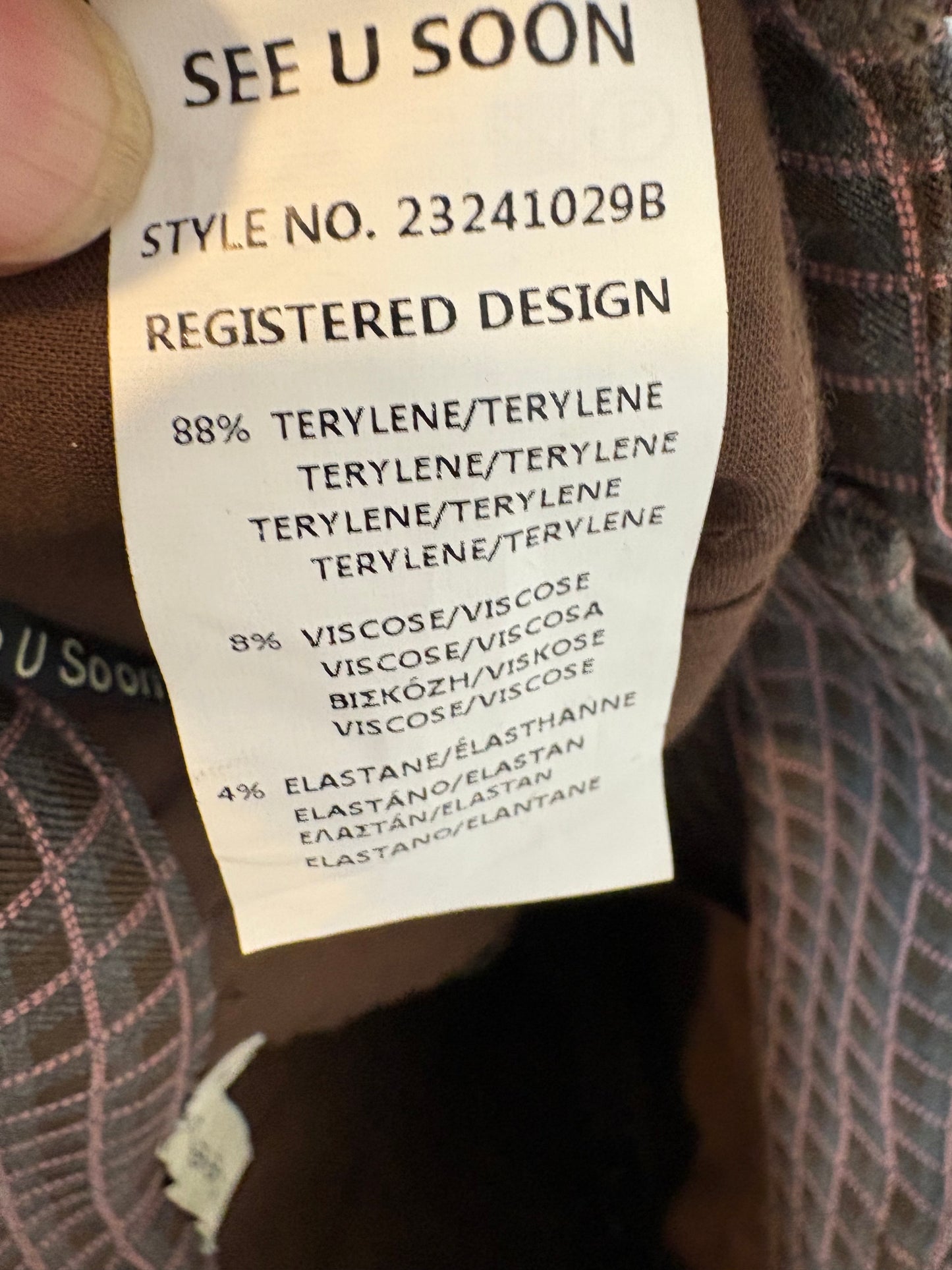 SEE U SOON. Conjunto pantalón y chaleco cuadros