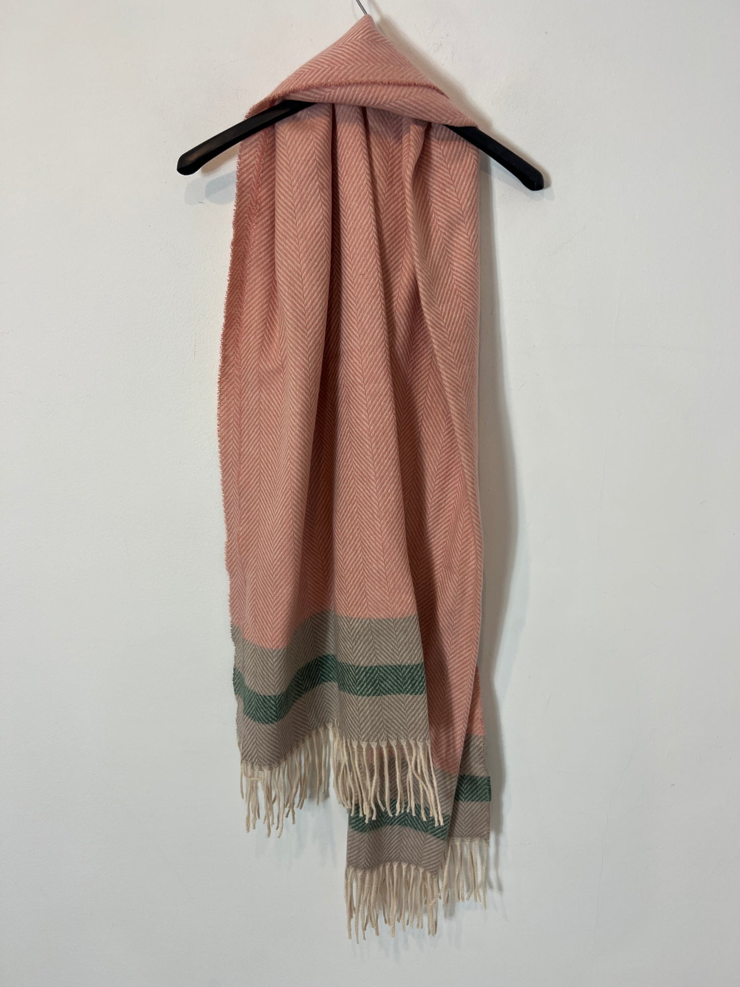 OTHERS. Tricolor cashmere scarf