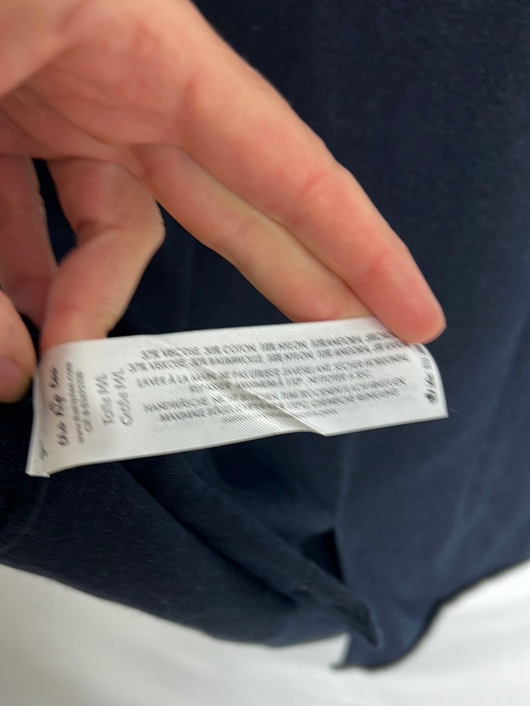 THE HIP TEE. Blue lettering jersey. TM/L