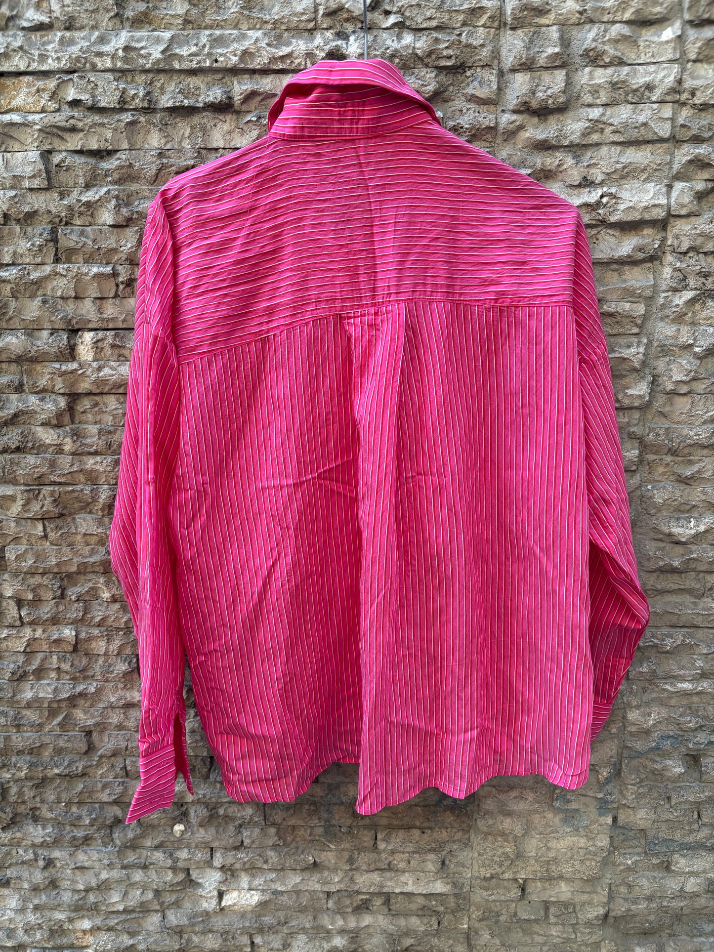 ZARA. Camisa rosa rayas. T S