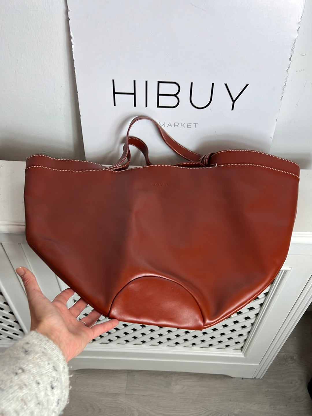 MÖHEL. Bolso marrón piel tote