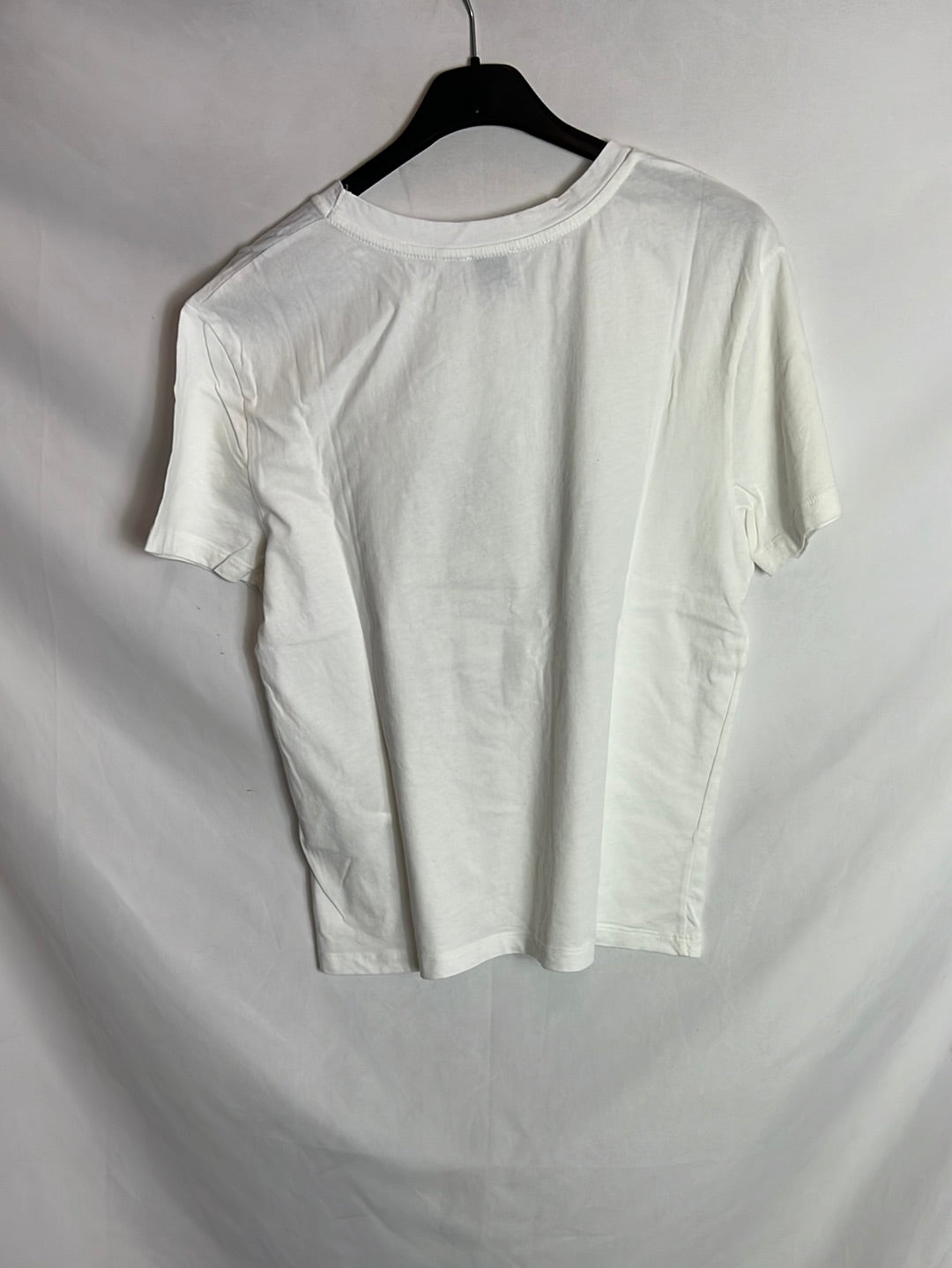 BIMBA Y LOLA. Camiseta blanca dibujos textura. T M