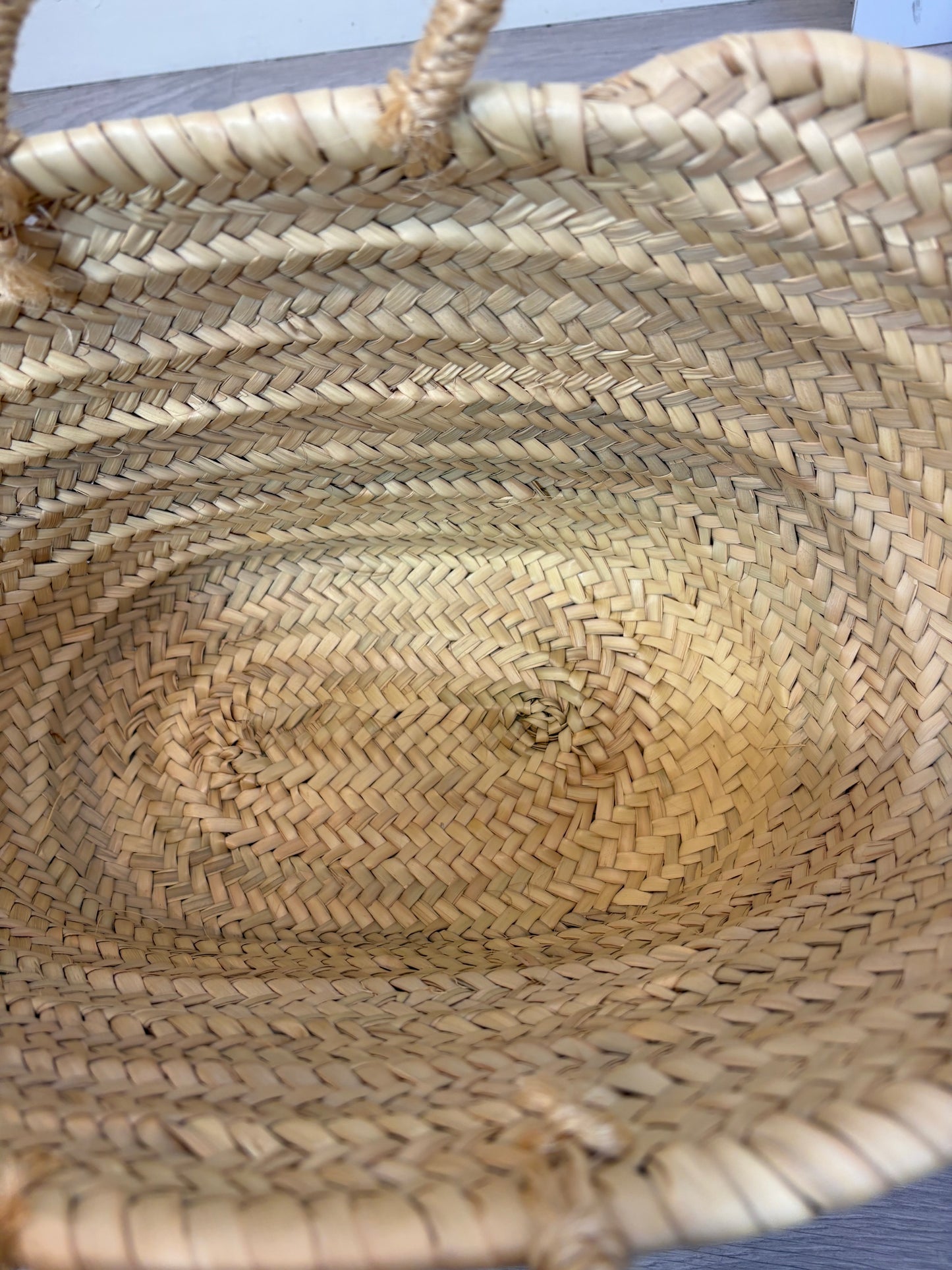 OTRAS. Capazo rafia mediano