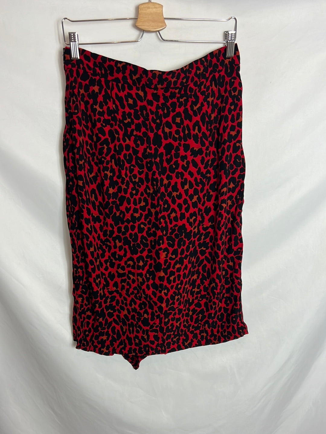 ZARA. Falda midi animal print. T L