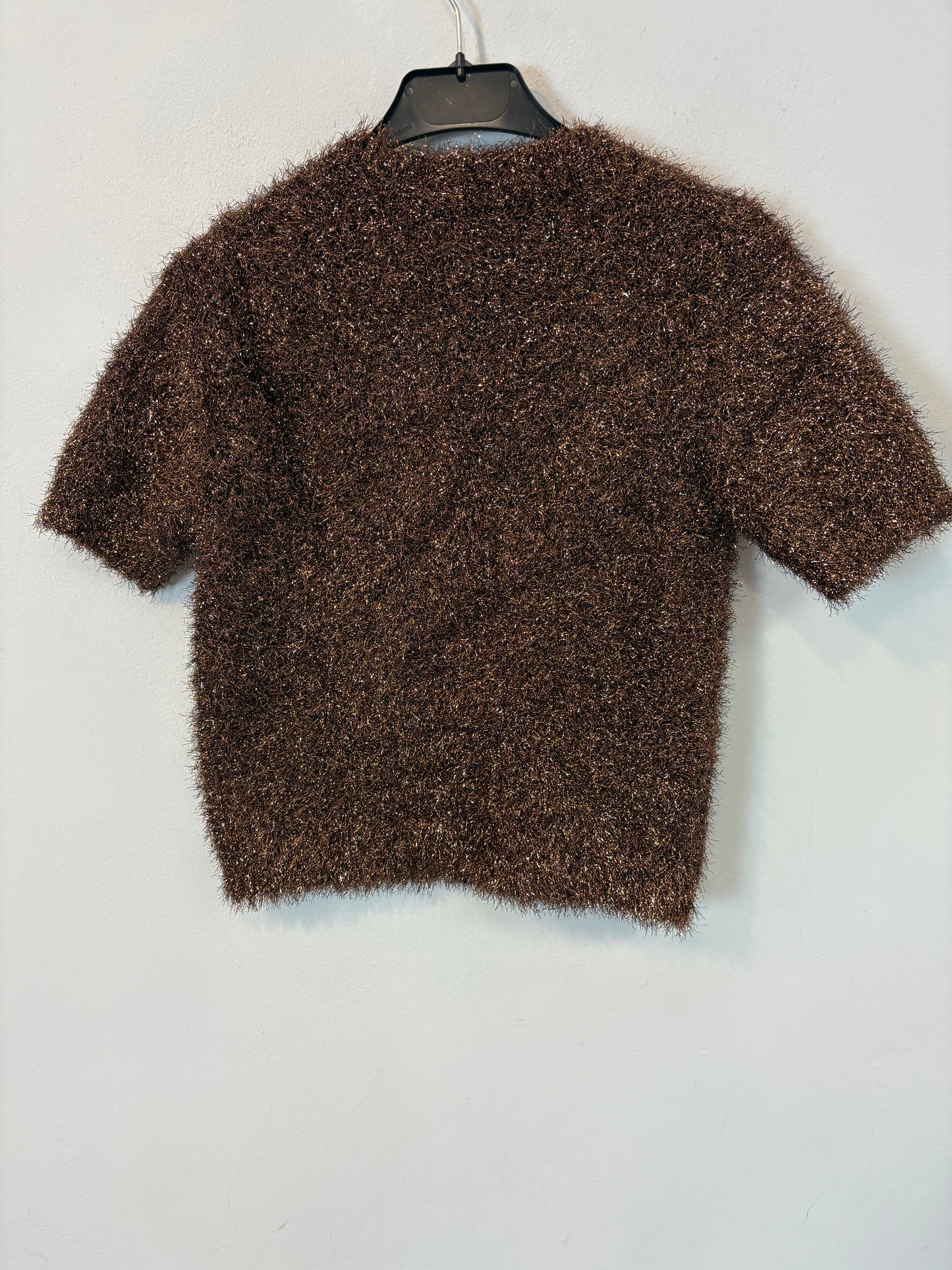 MANGO. Top ocre textura