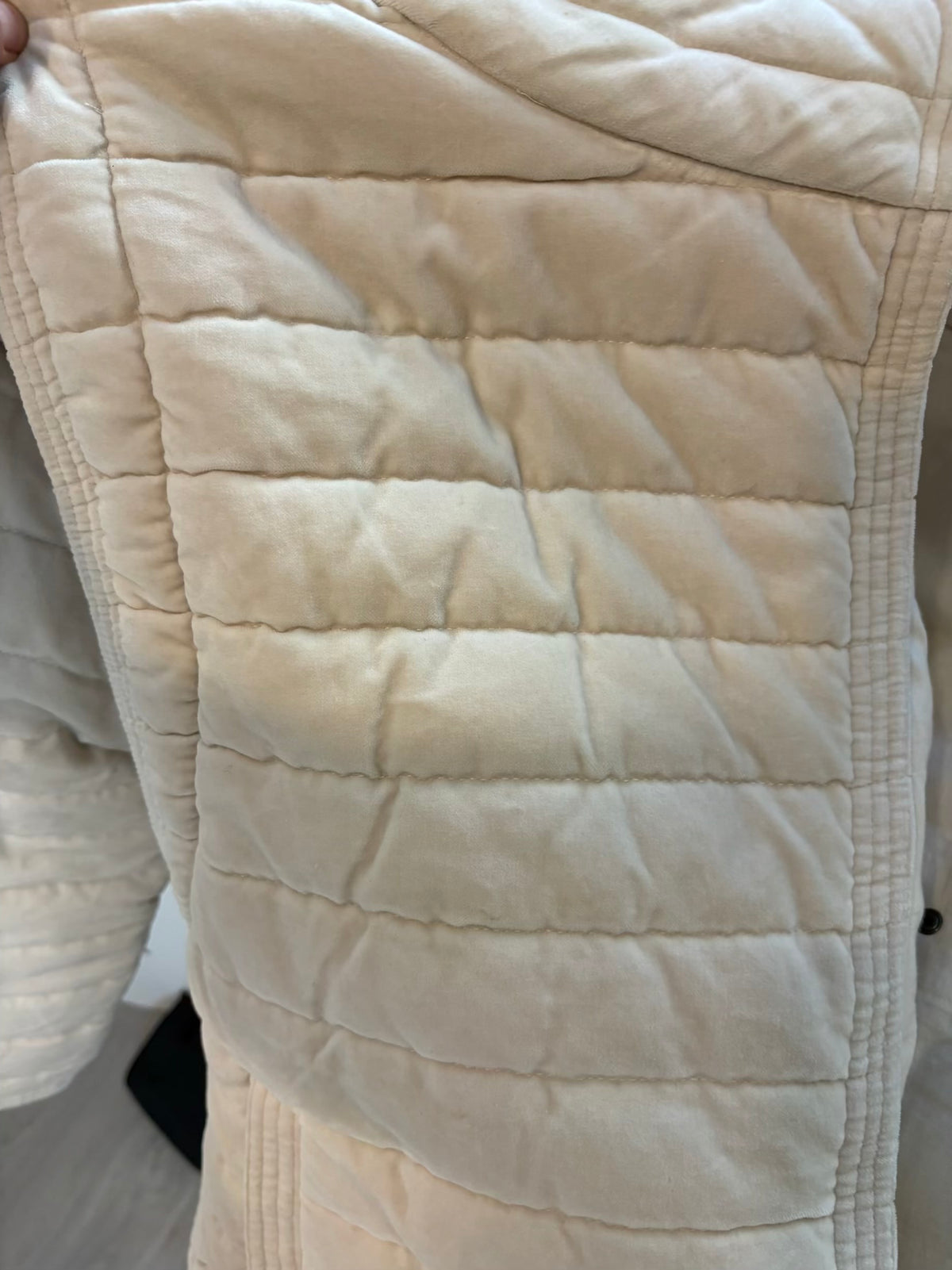 ISABEL MARANT ETOILE. Chaqueta acolchada convertible Areta