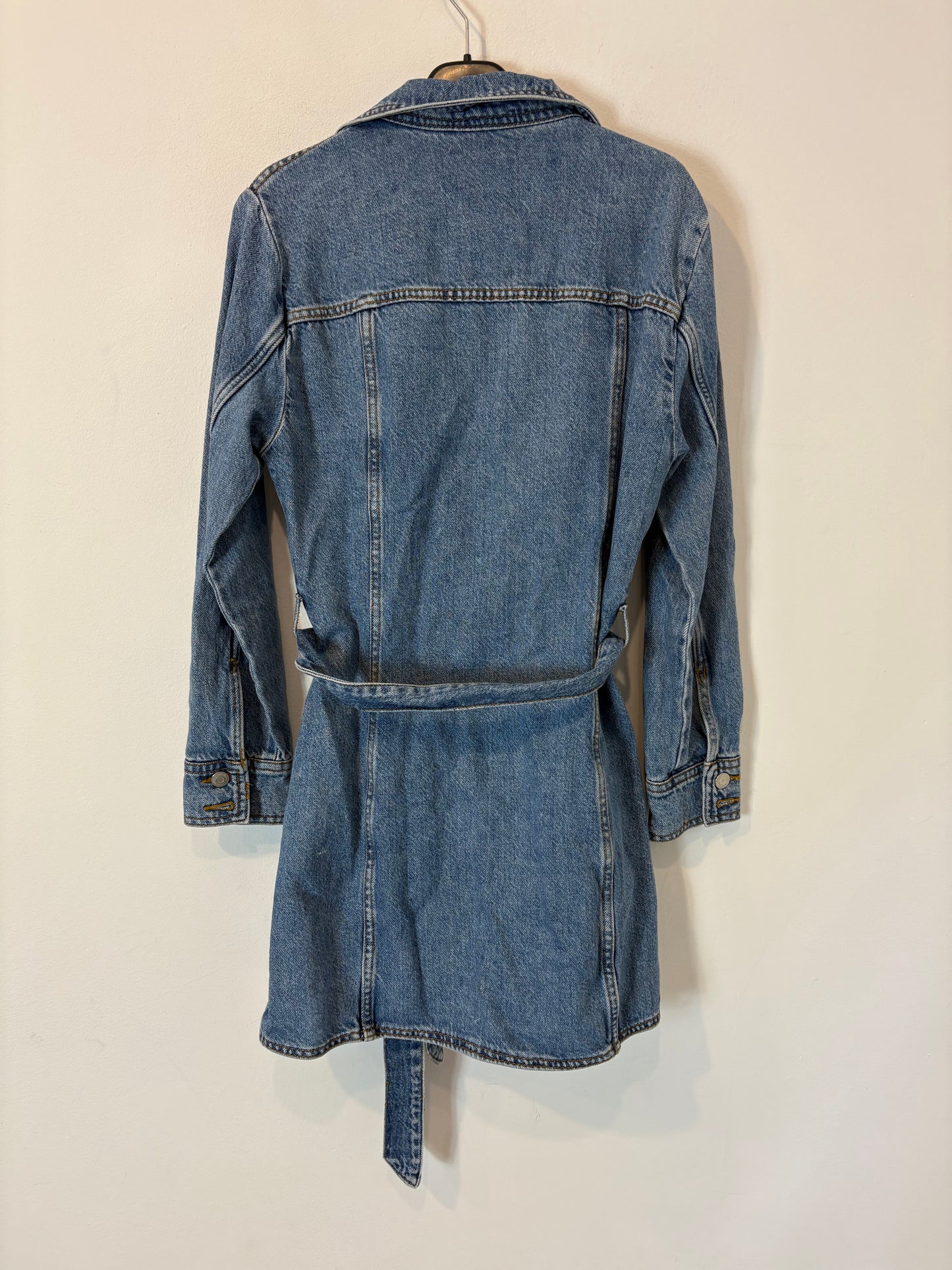 ZARA. Vestido corto denim abotonado T.s