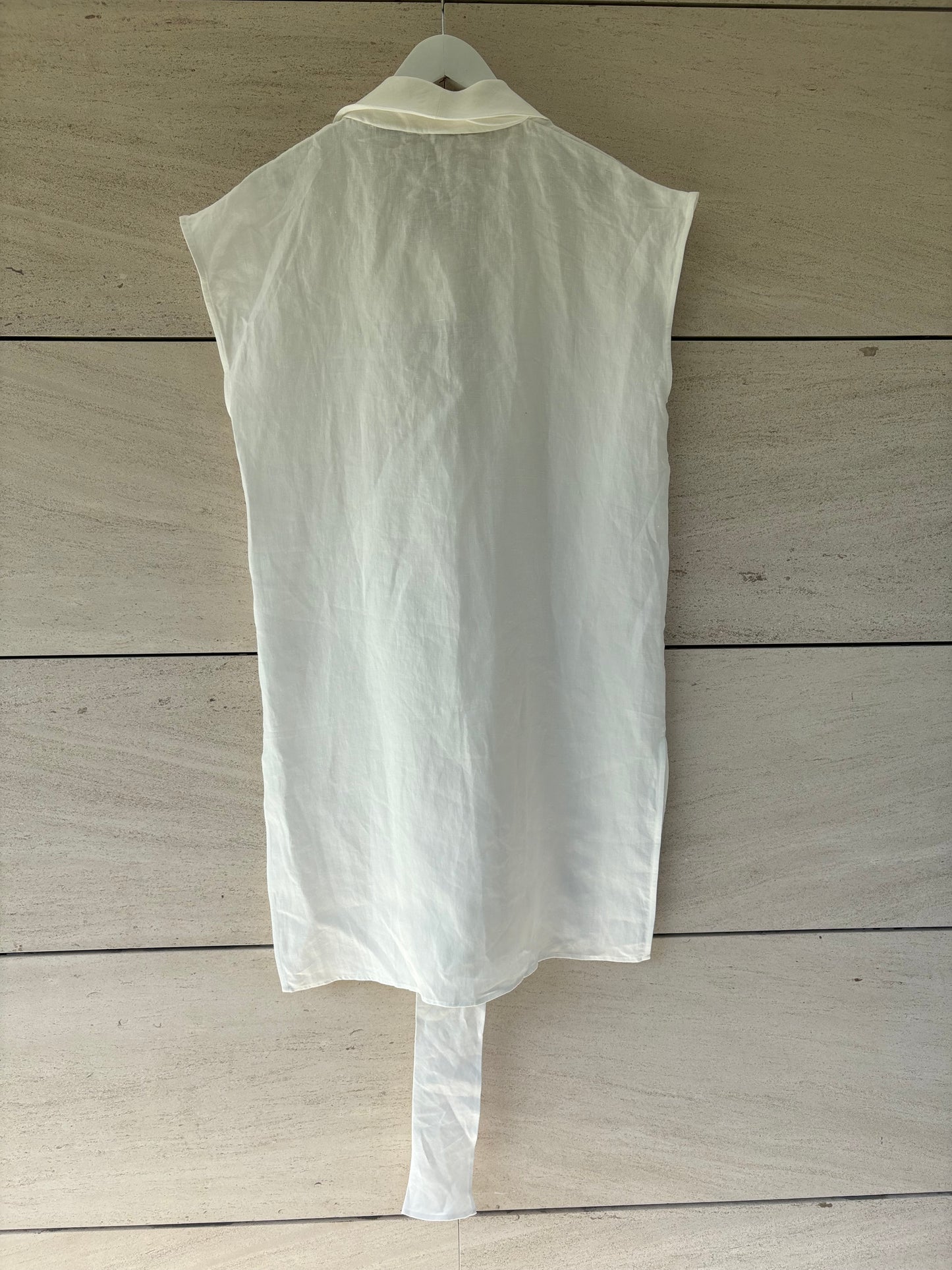 MASSIMO DUTTI Limited Edition. Vestido corto/top blanco lino lazada