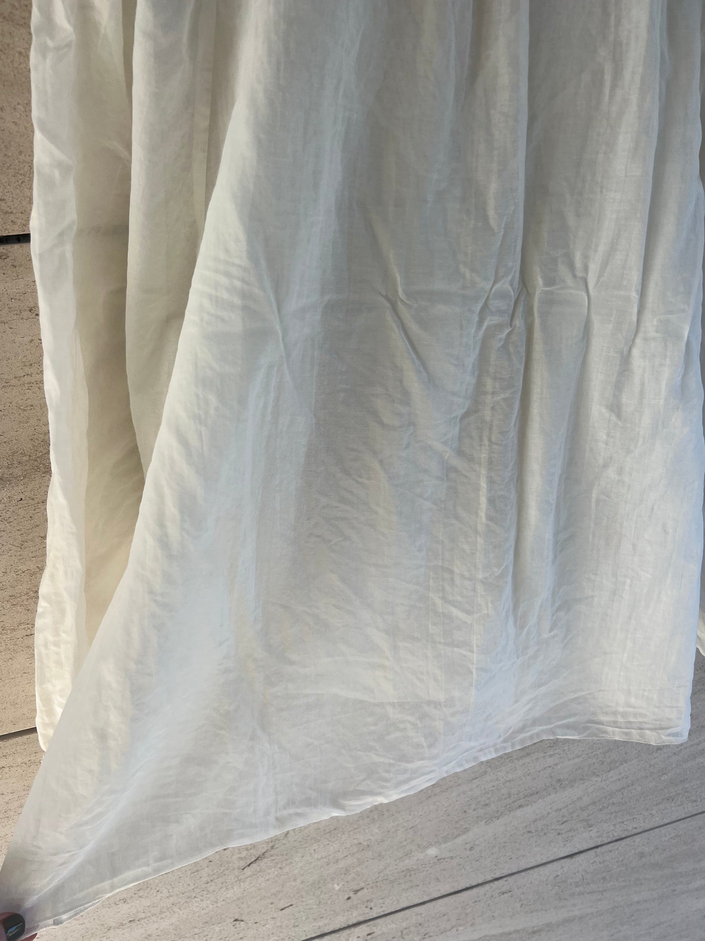 MASSIMO DUTTI. Beige blouse with gathered neckline. TS