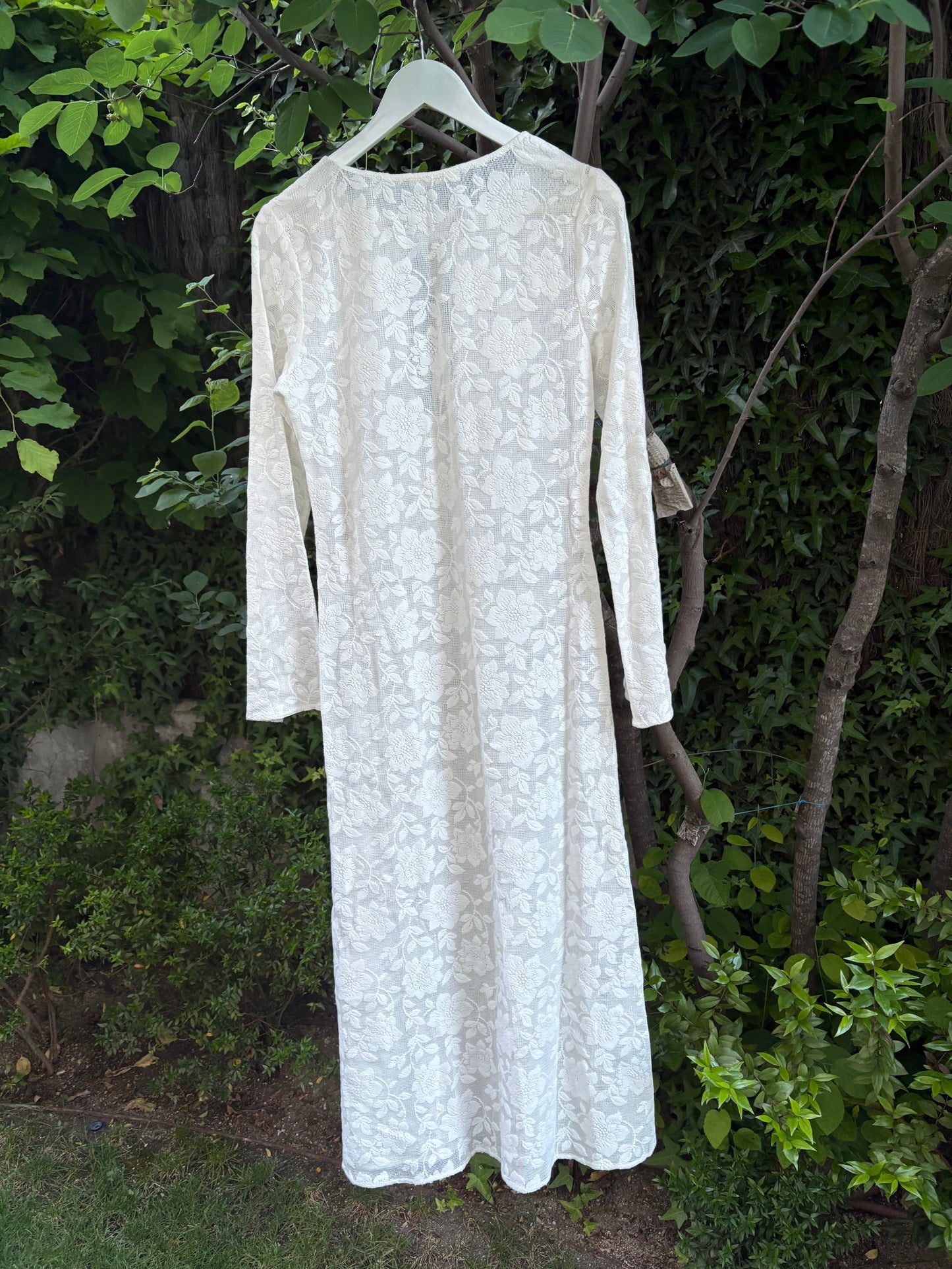 ZARA HOME. Vestido largo blanco calado